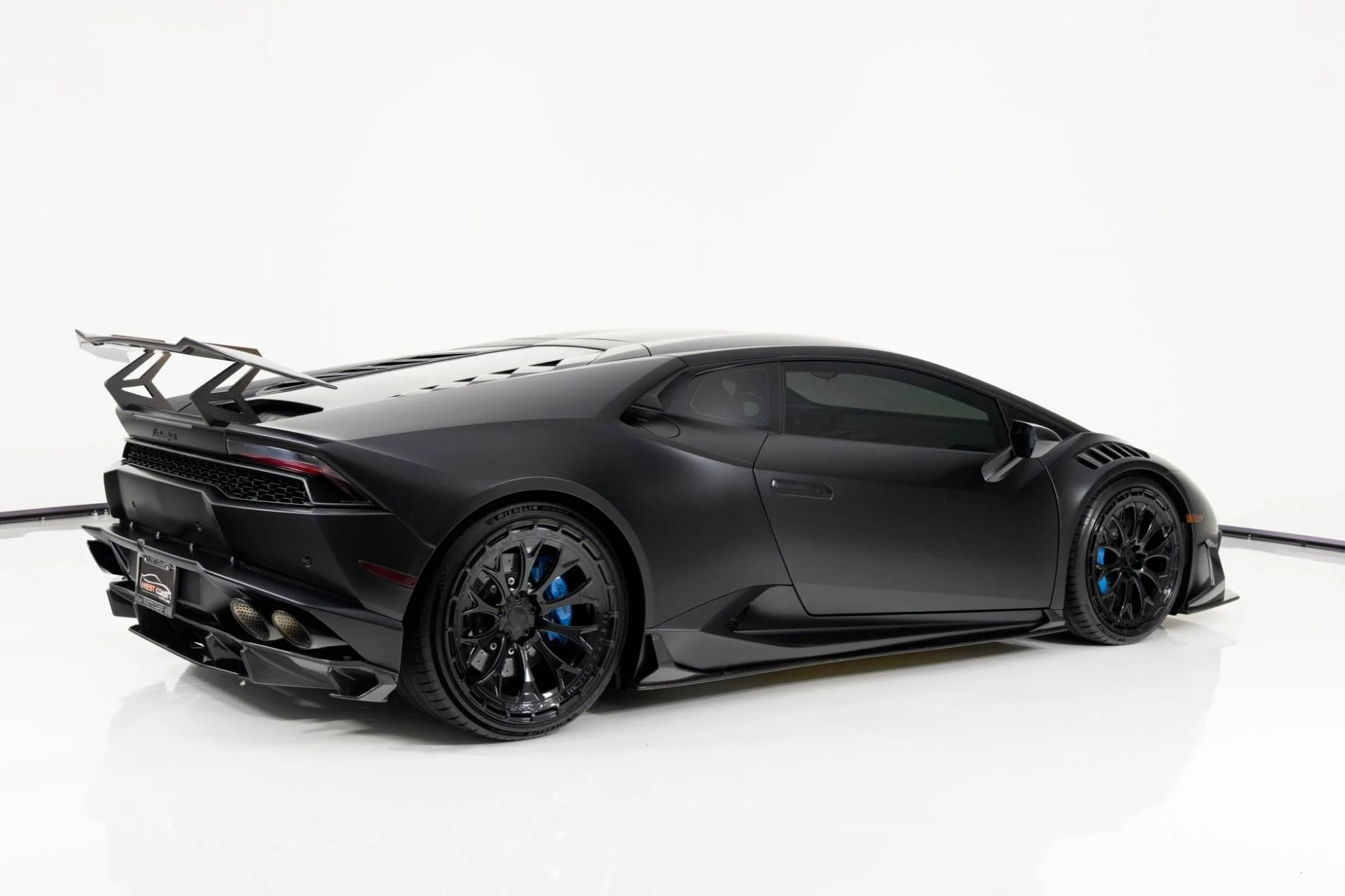 mph001_2564150212_Used_2016_Lamborghini_Huracan_AWD_1763755006_da1cf1d13c
