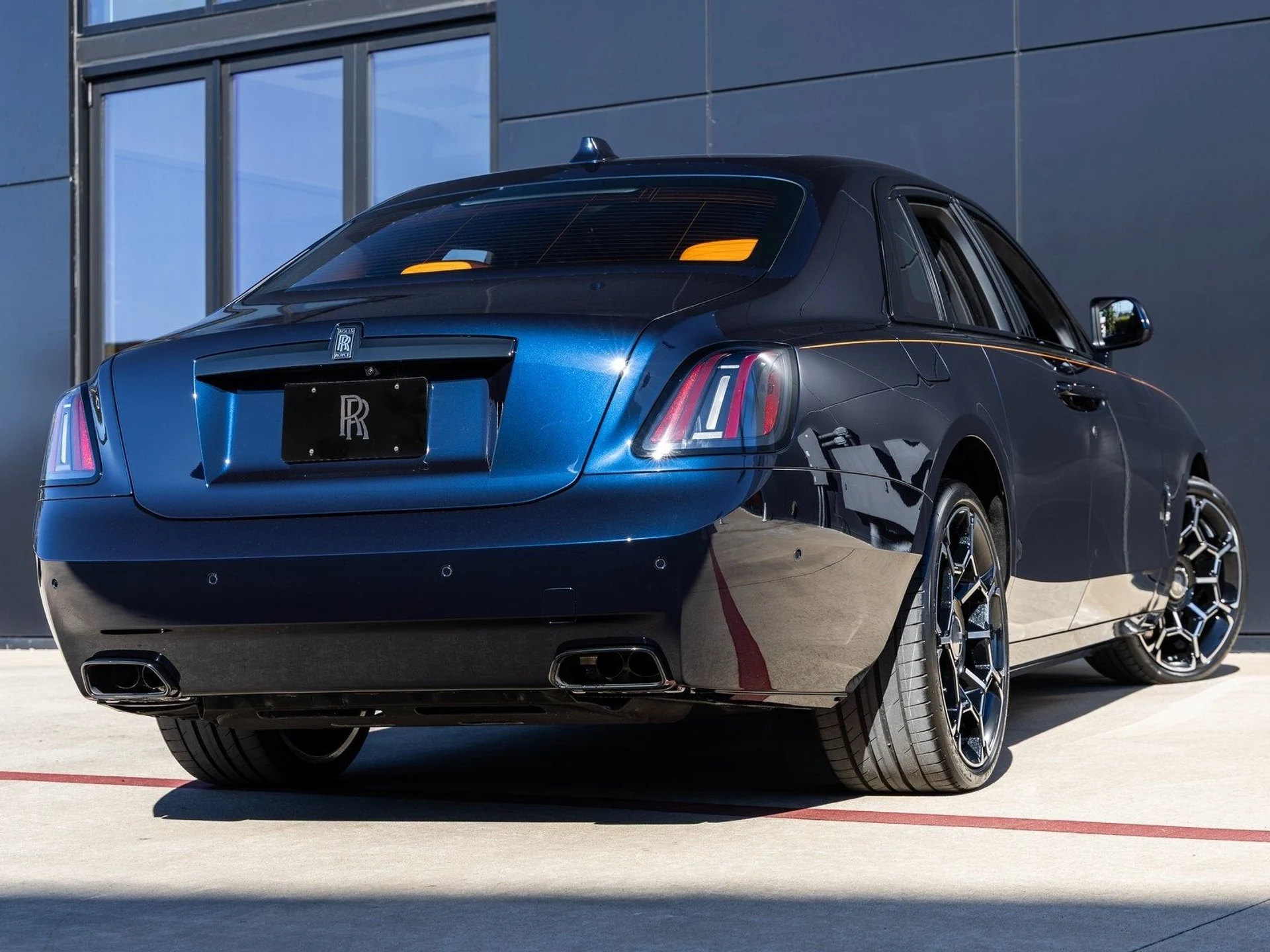 mph001_2574580783_2_5efaf785a3