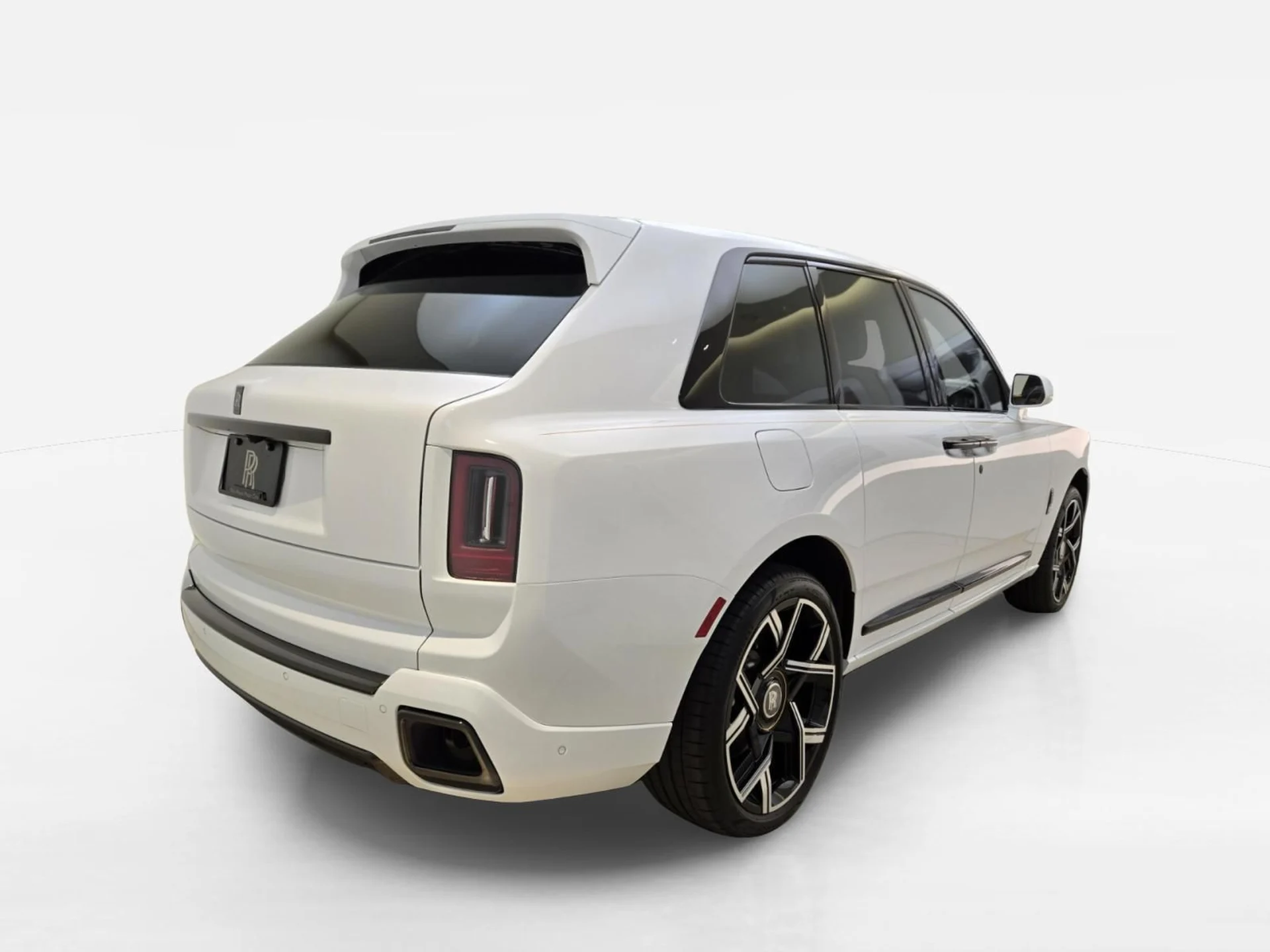 mph001_2582739962_New_2027_Rolls_Royce_Cullinan_Black_Badge_1786166290_792e142235