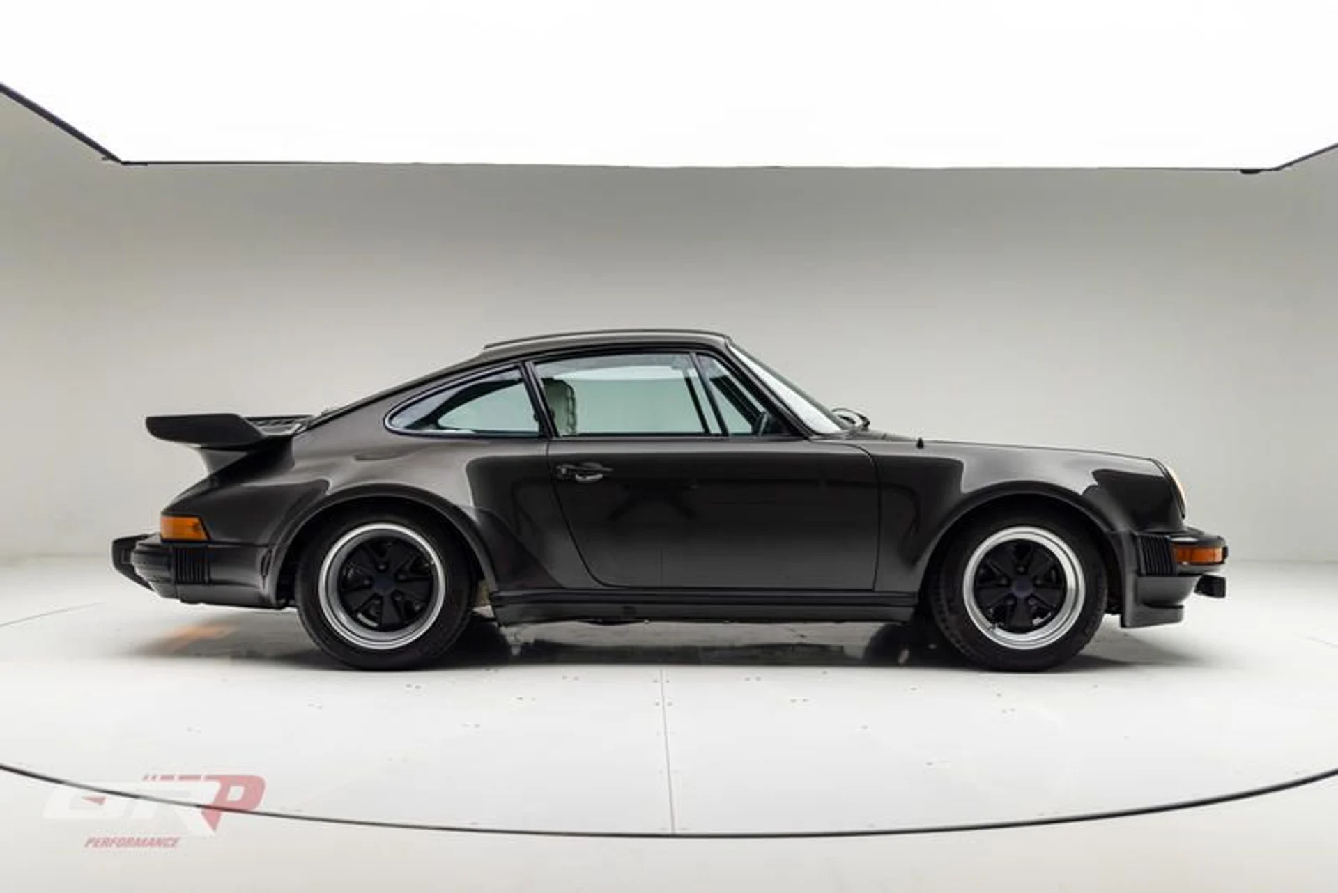 mph001_2584289271_6927_F473_EFA_2_42_F9_B690_E8_F8_F02_A623_D_9d3fec17dc