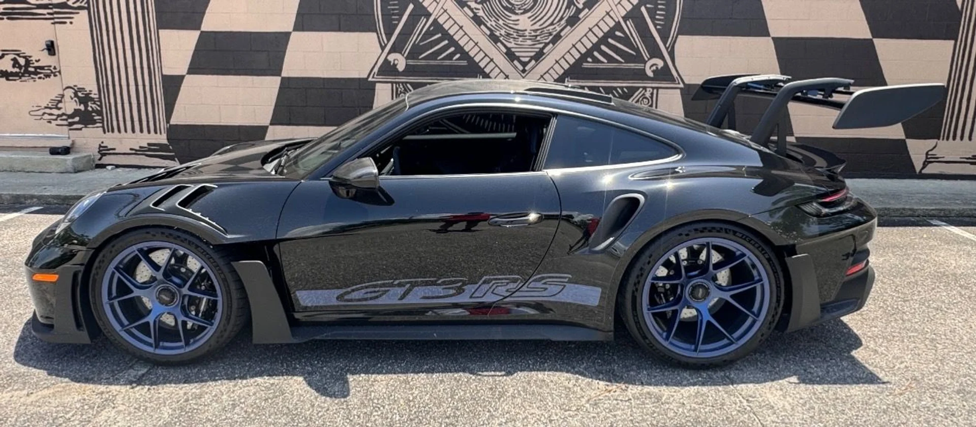 mph001_2588774774_Used_2024_Porsche_911_GT_3_RS_1753901195_1753155248