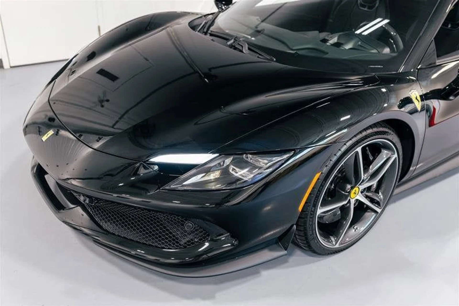 mph001_2592188647_e9756b025963454c829a2d7fbad2a339_9798516097