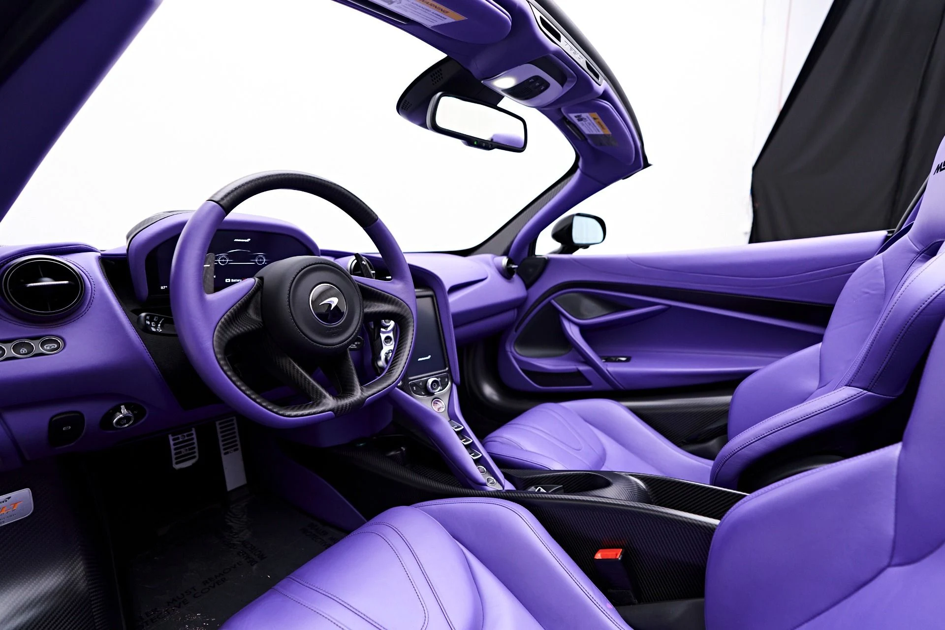 mph001_2610745682_Used_2022_Mc_Laren_765_LT_Base_1753146226_64156095fa