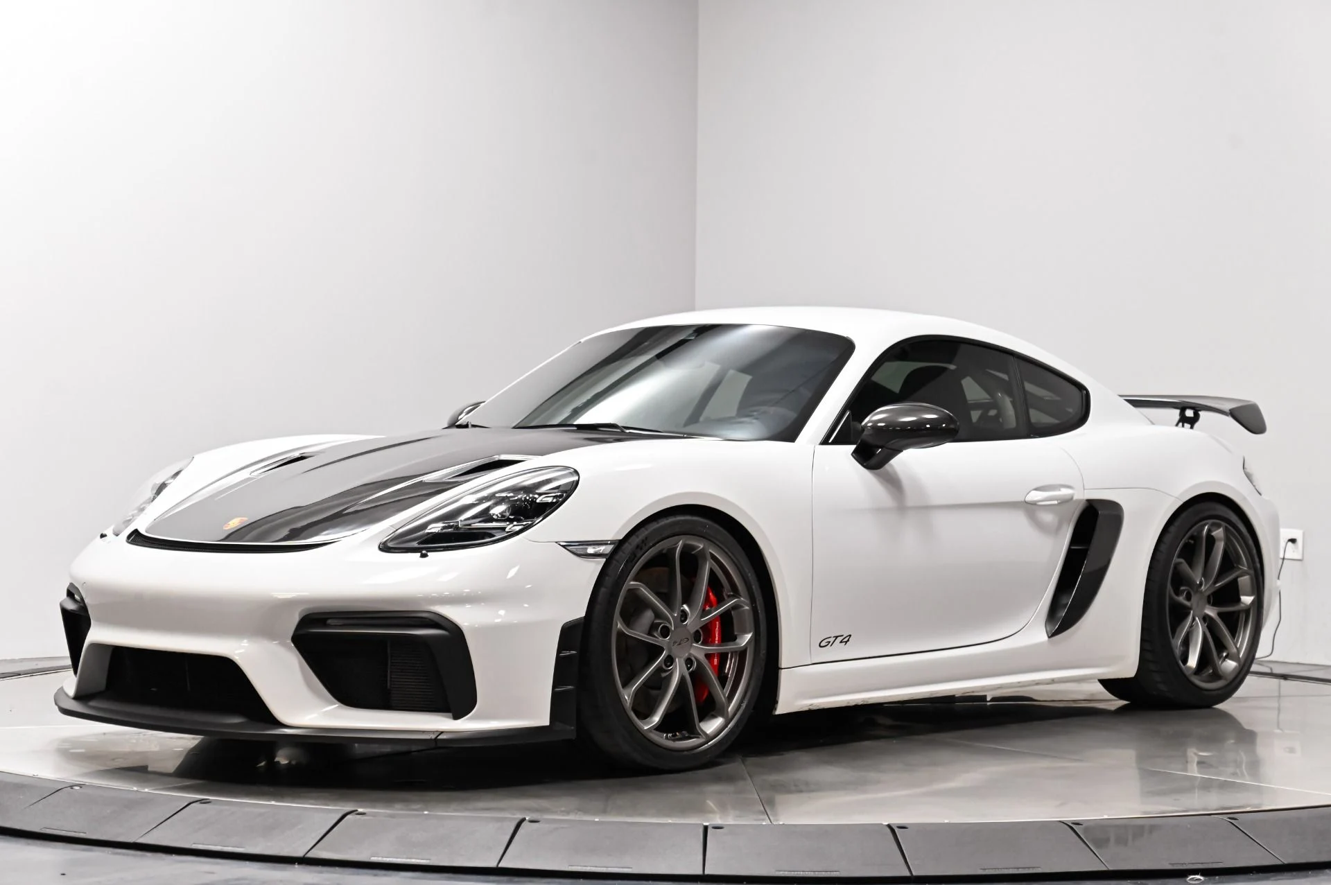 mph001_2617332438_Used_2022_Porsche_718_Cayman_GT_4_1793042587_803958a14e