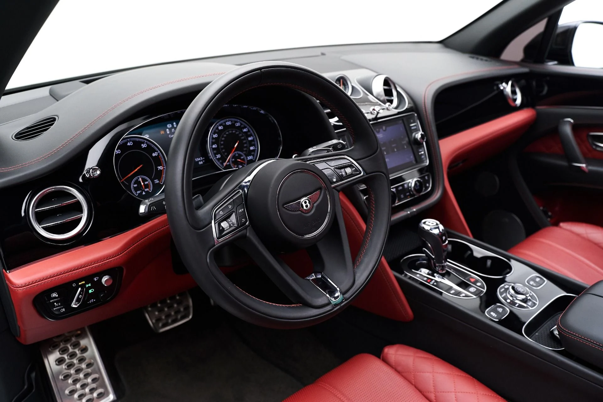 mph001_2621310218_Used_2017_Bentley_Bentayga_W12_1648839996_e925b0aea1