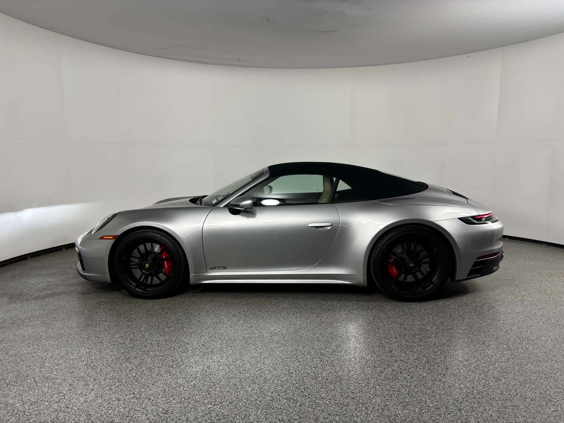 mph001_262953978_be4e5fafb4aaf3ebf6777f6defeda316_0d03e1895c