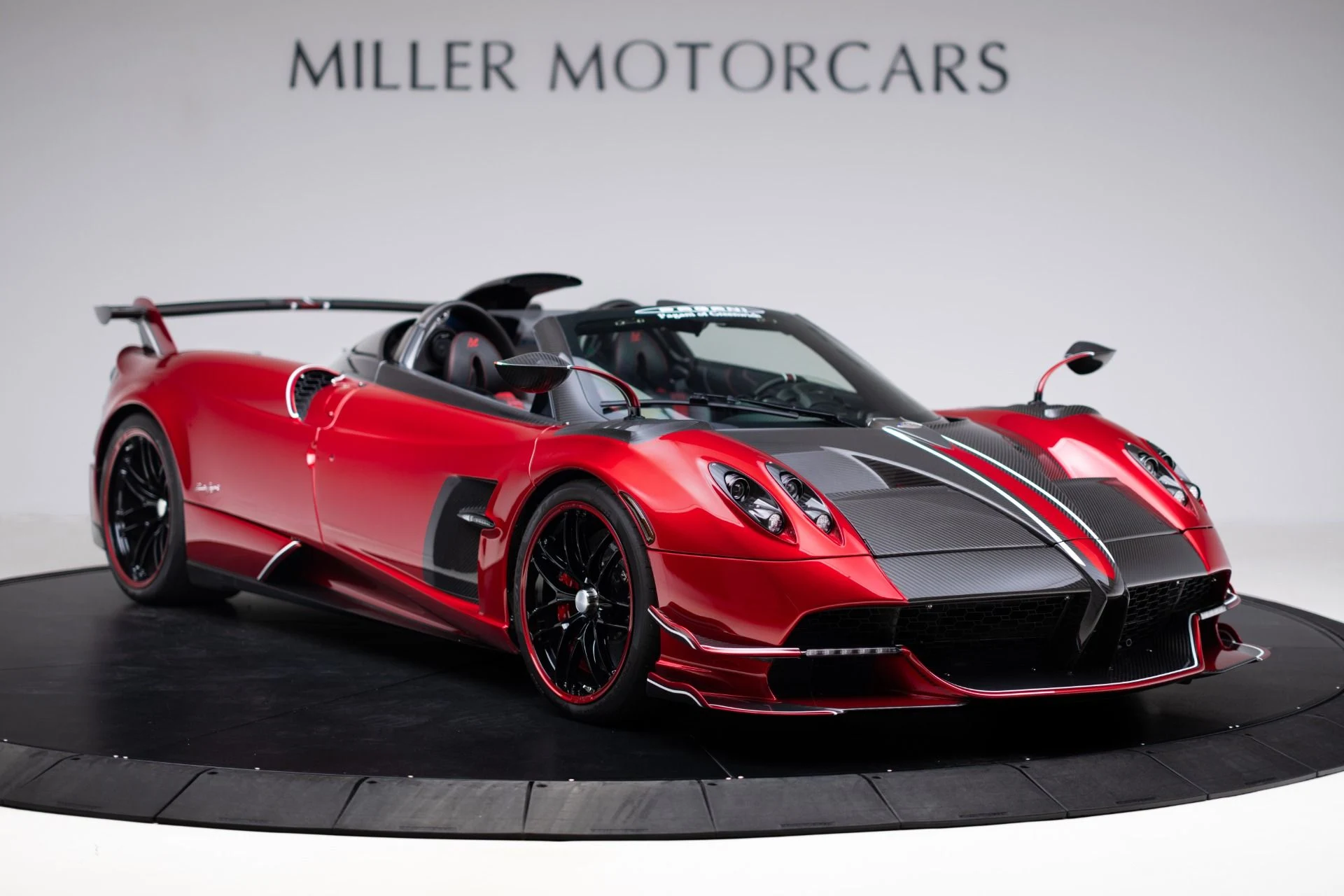 mph001_2631613014_Used_2020_Pagani_Huayra_Roadster_BC_1775068557_9082e5aac5