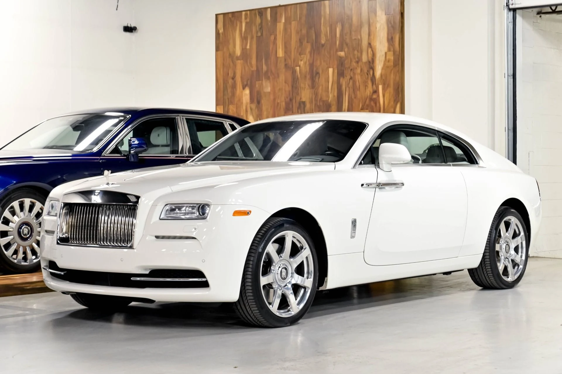 mph001_2637015425_Used_2014_Rolls_Royce_Wraith_Base_1781033994_62b9dcc3e7