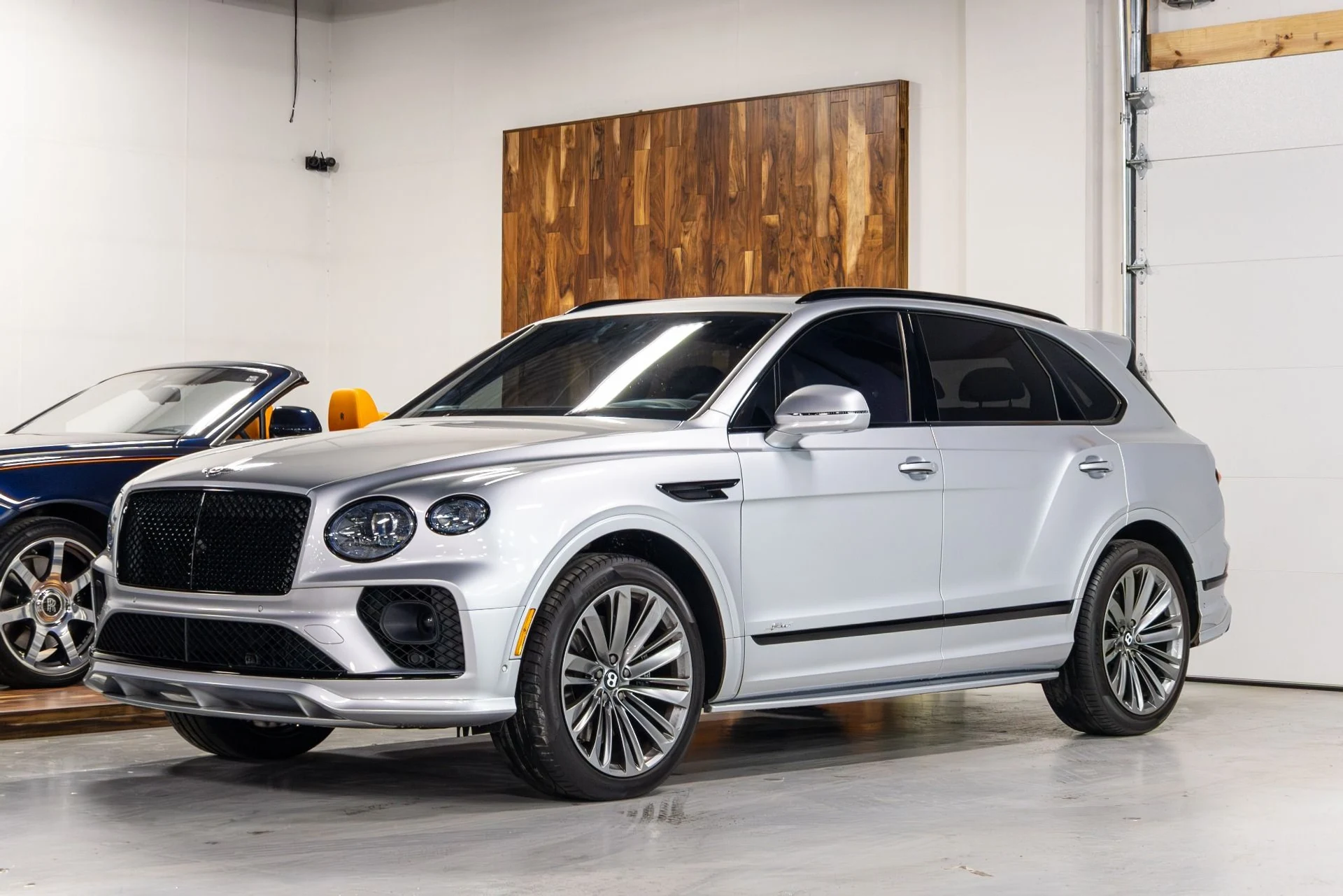 mph001_2646428255_Used_2021_Bentley_Bentayga_Speed_1777402750_7cc462337c