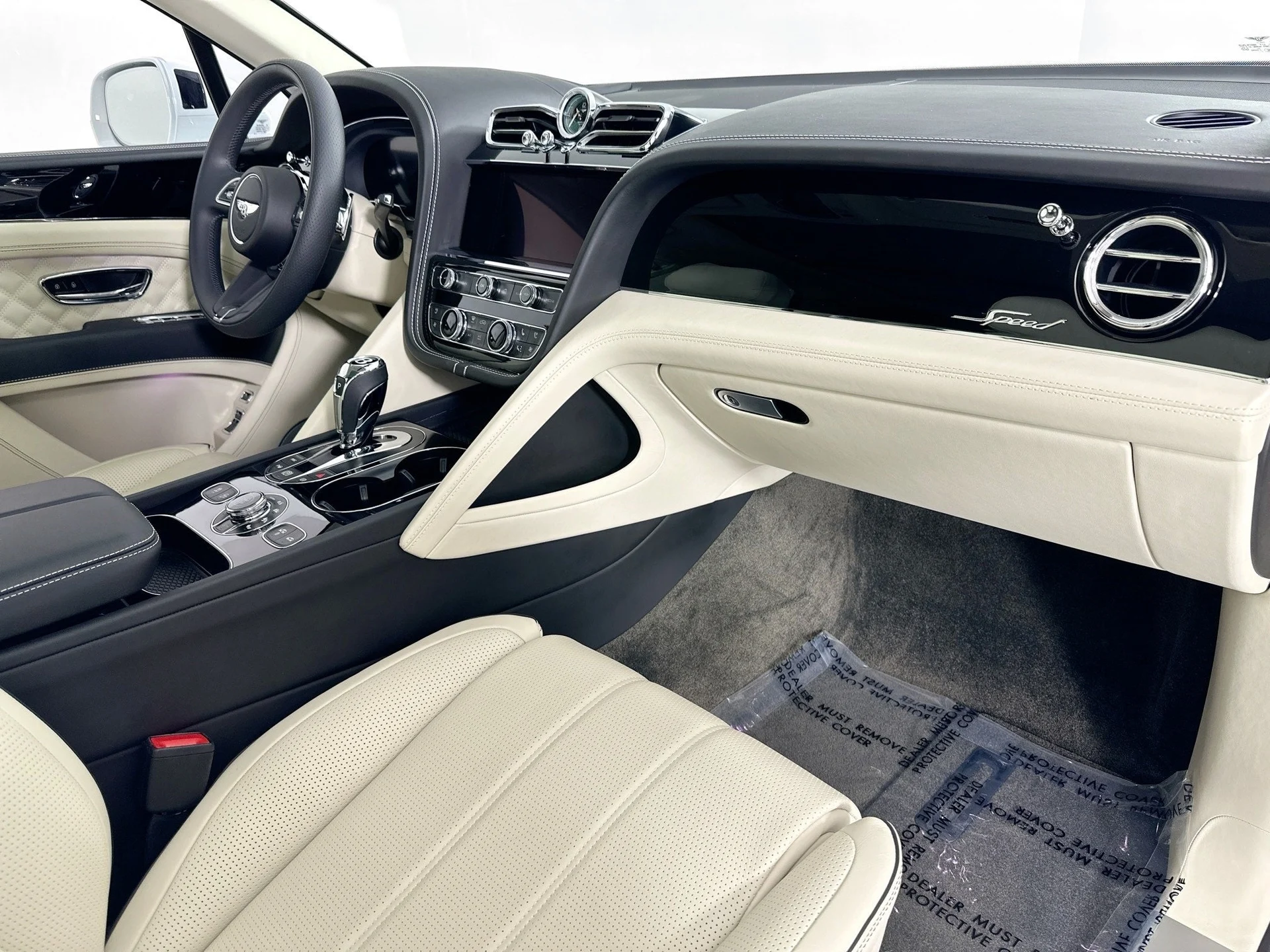 mph001_2646442429_2_48c7fb00e9