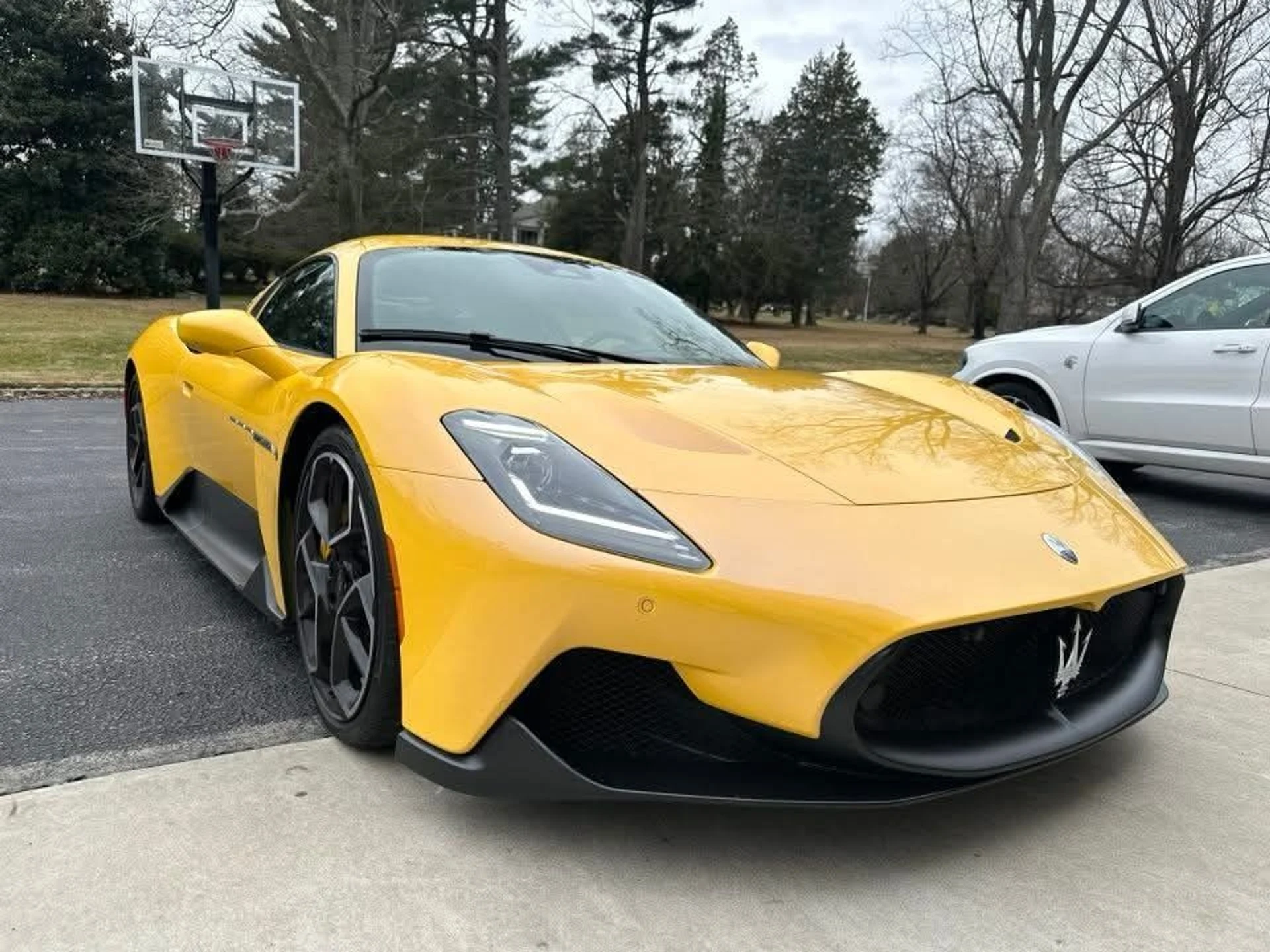 mph001_2647411560_Used_2023_Maserati_MC_20_1754415155_571797c957