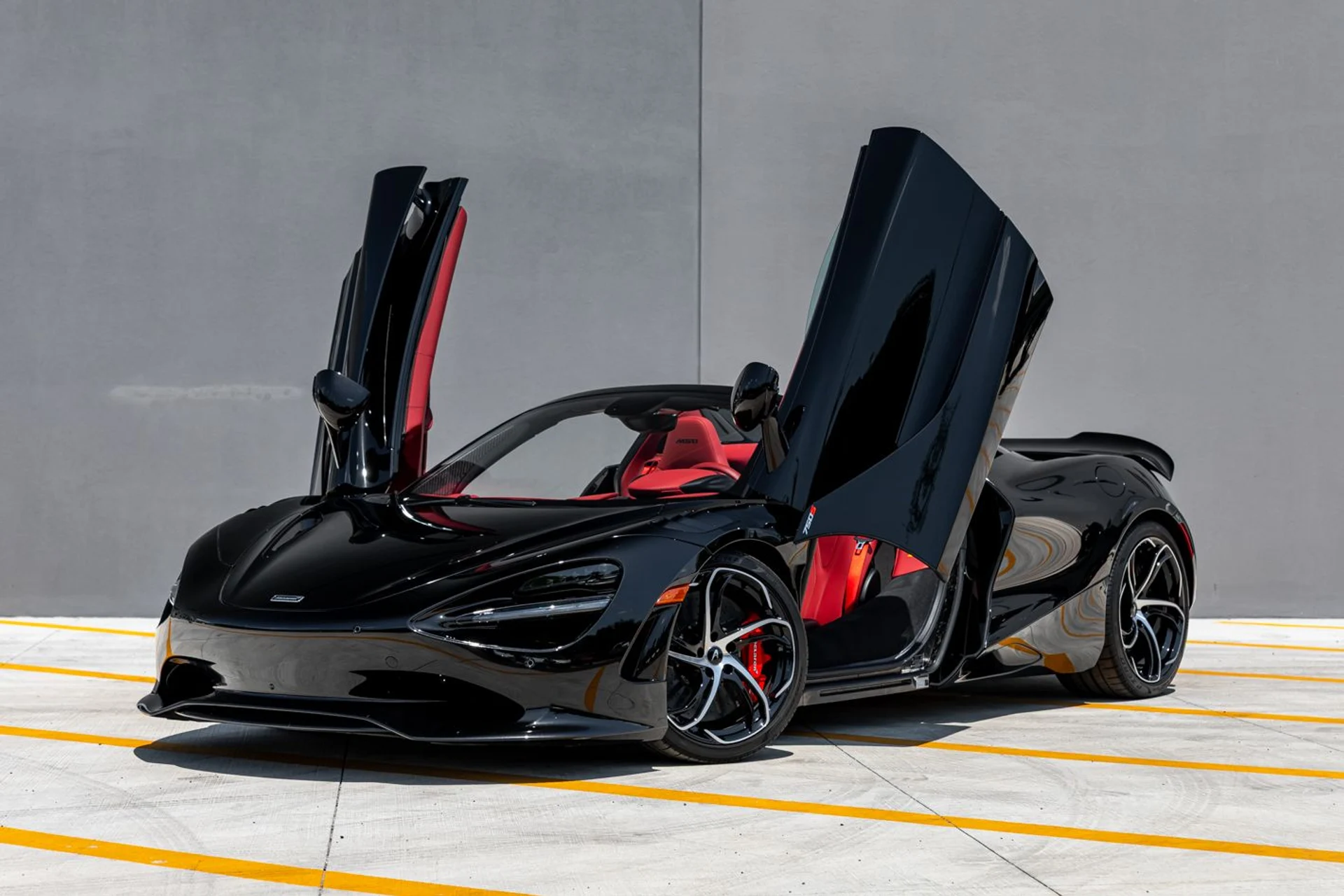 mph001_2650937750_550_p3_l_6c8cadc073