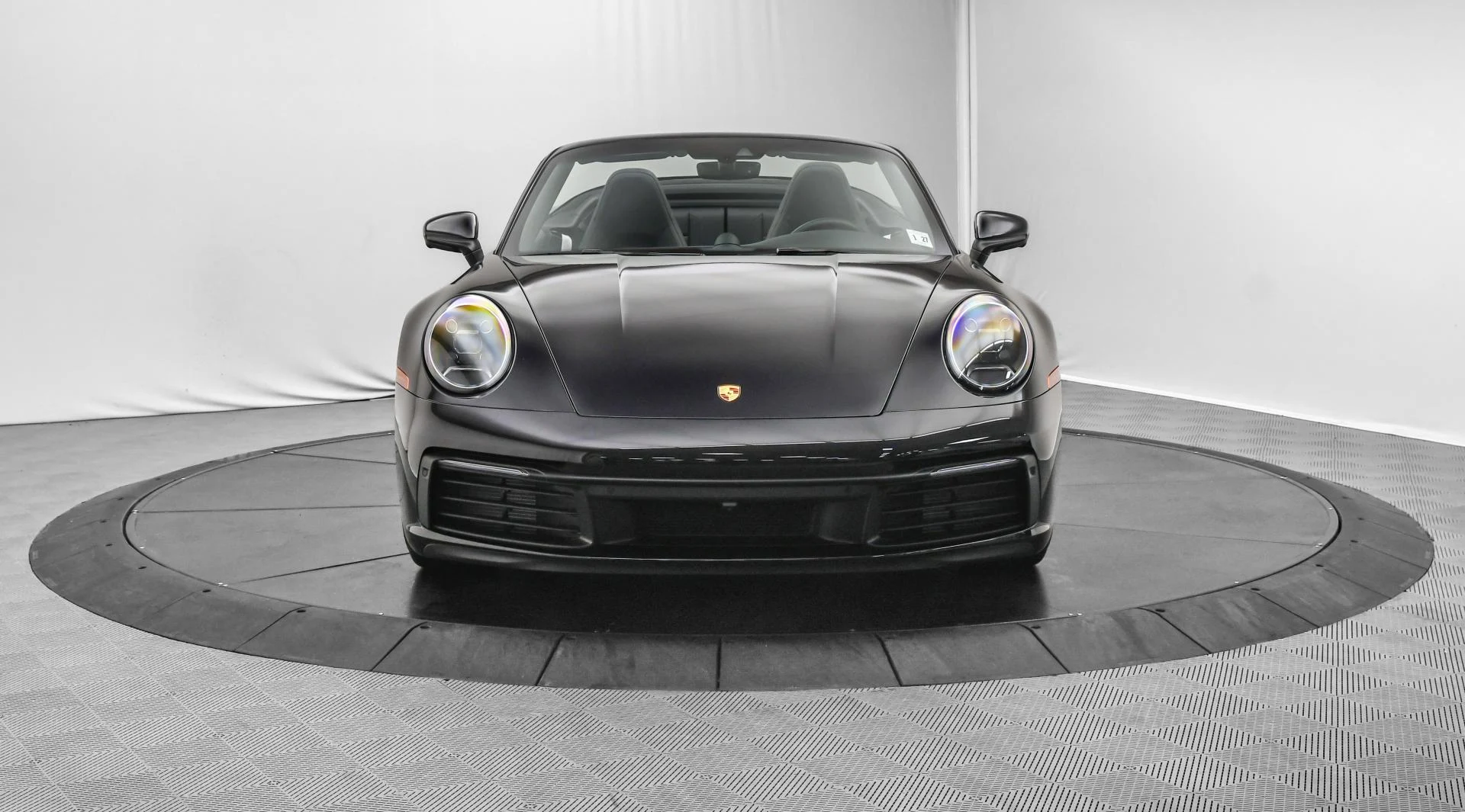 mph001_2657141498_Used_2022_Porsche_911_Carrera_1753776298_d3667dfad8