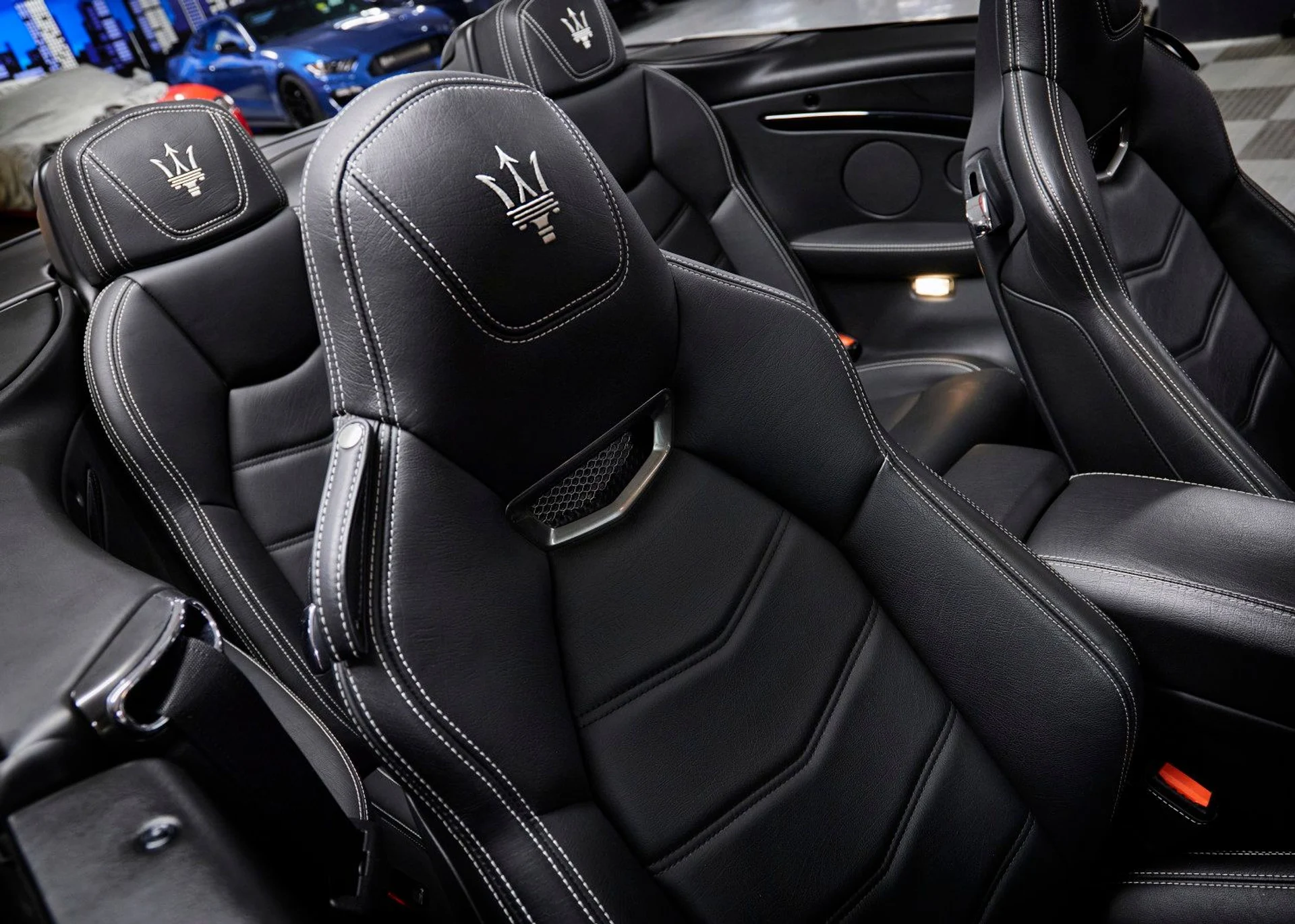mph001_2665179172_2016_Maserati_Granturismo_1_f0c11e7182