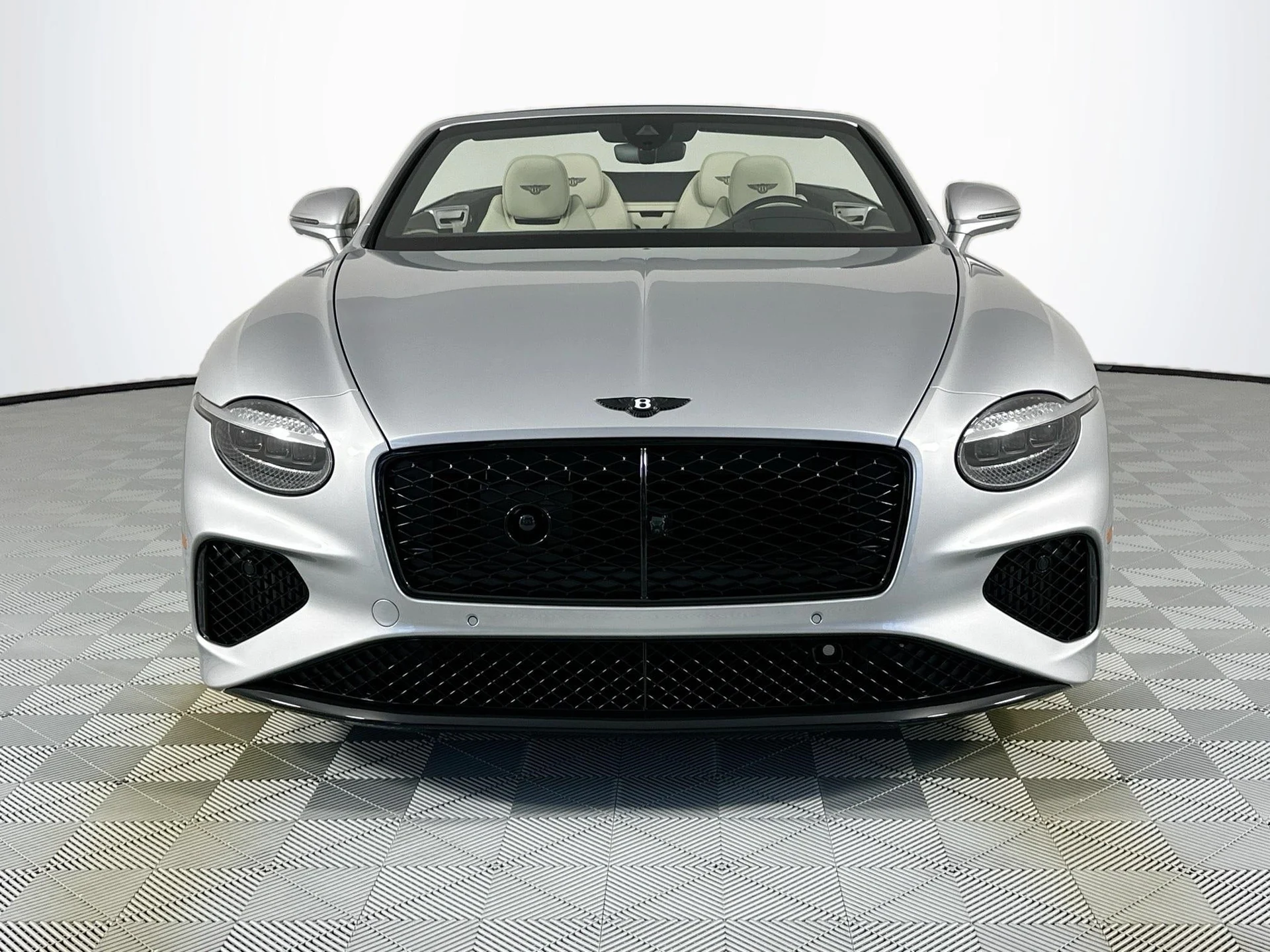 mph001_2666000377_2_6529c63a44