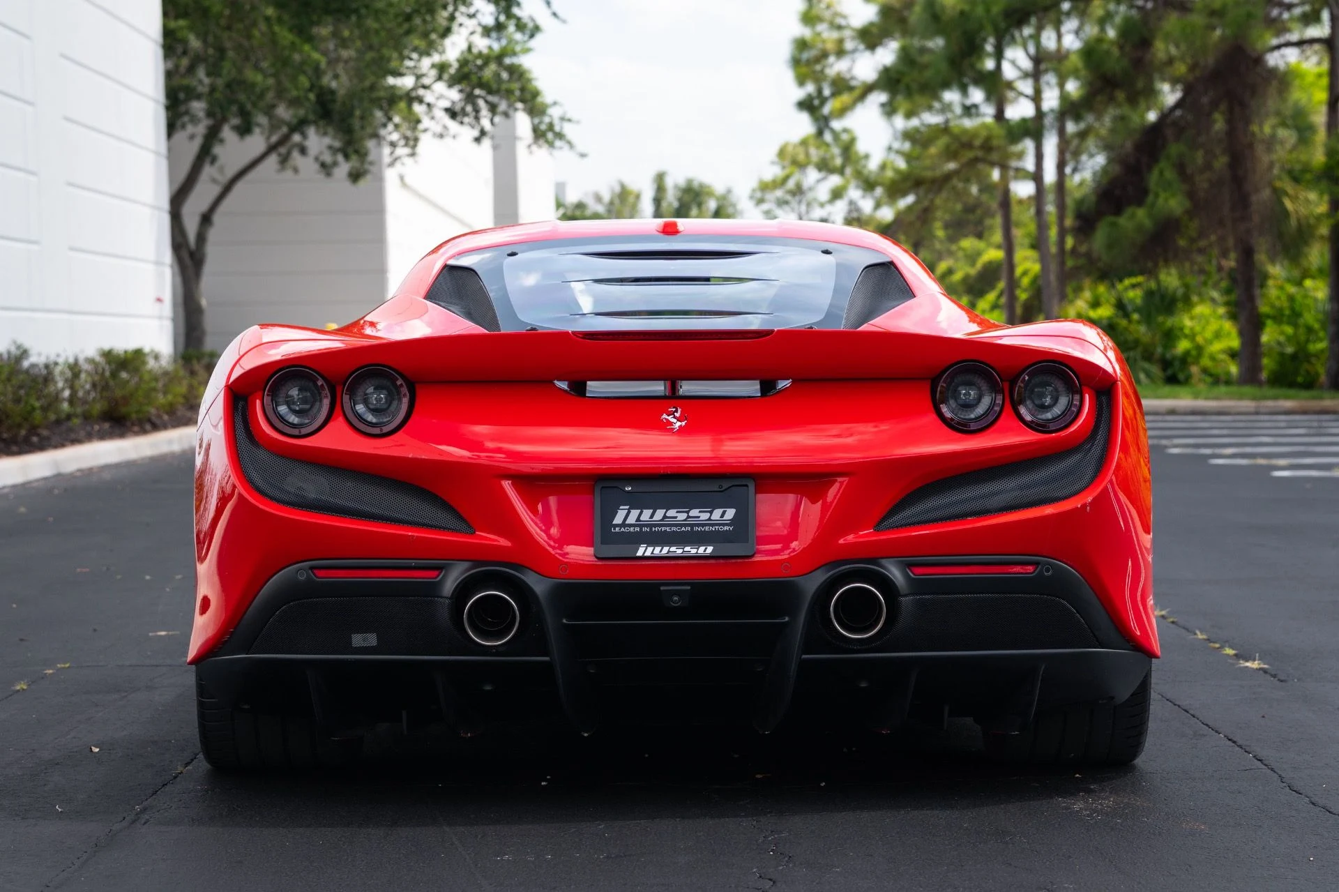 mph001_267213728_Used_2022_Ferrari_F8_Tributo_1777610144_311d9f0a7d