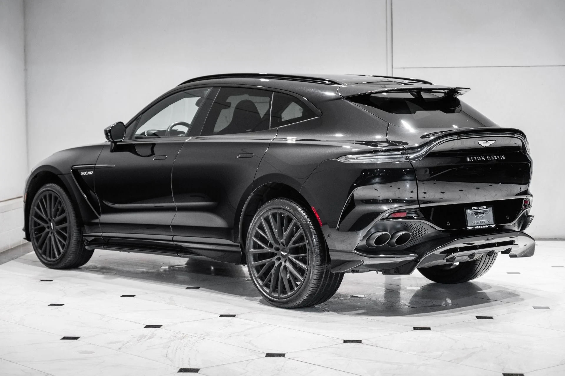 mph001_2684954483_New_2023_Aston_Martin_DBX_707_1785777382_351917e566