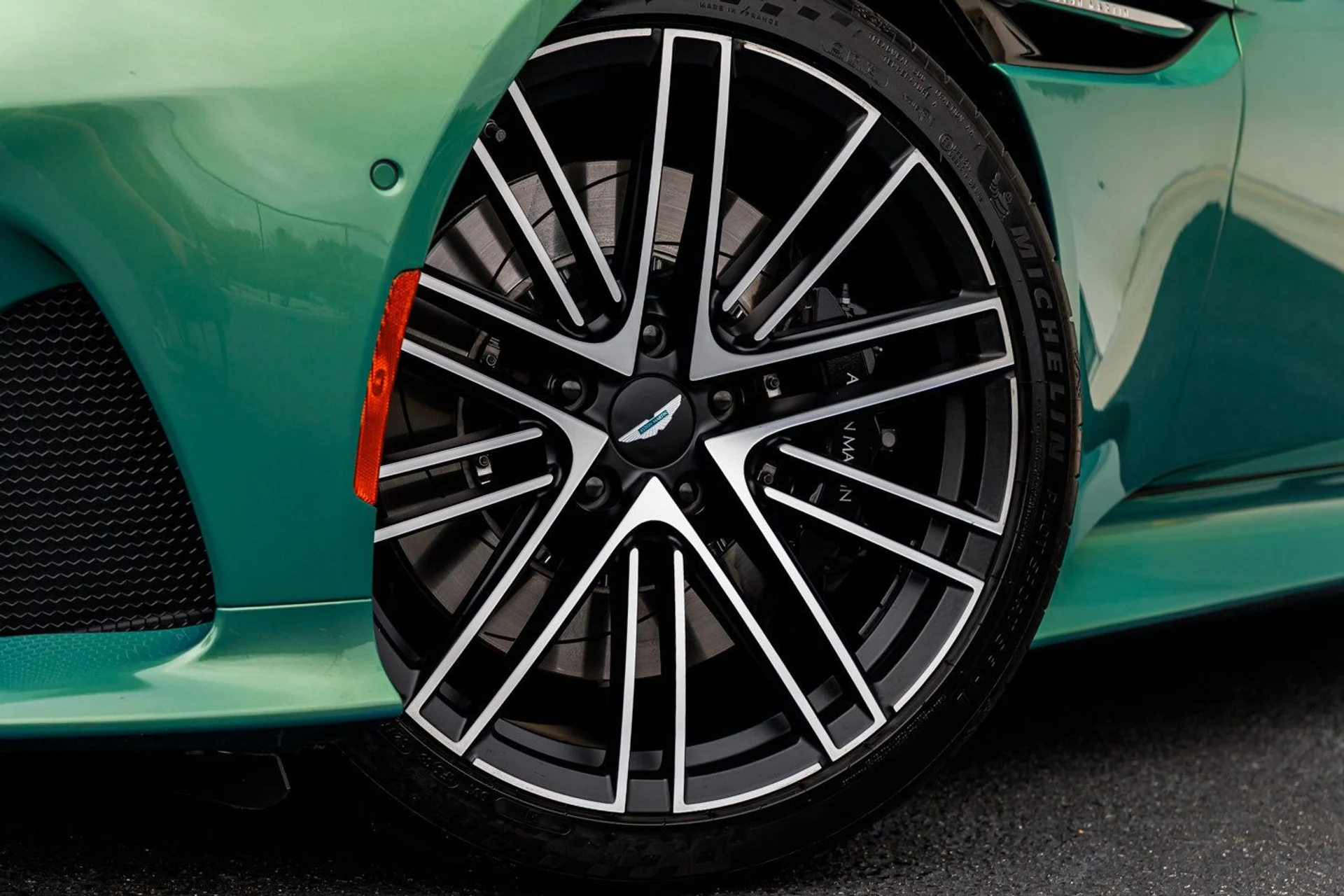 mph001_2693142980_369b7c7a964c936aba30f1972f9f14adx_ab1aba0f24