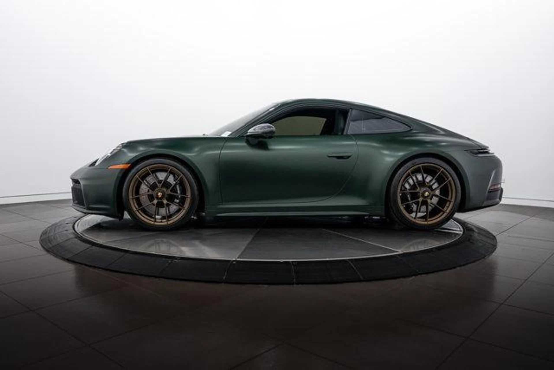 mph001_2694500386_P7vf15_TKBE_3_SV_Sha_Gh_W7_Hf_h_Ajs_93e3a4f951