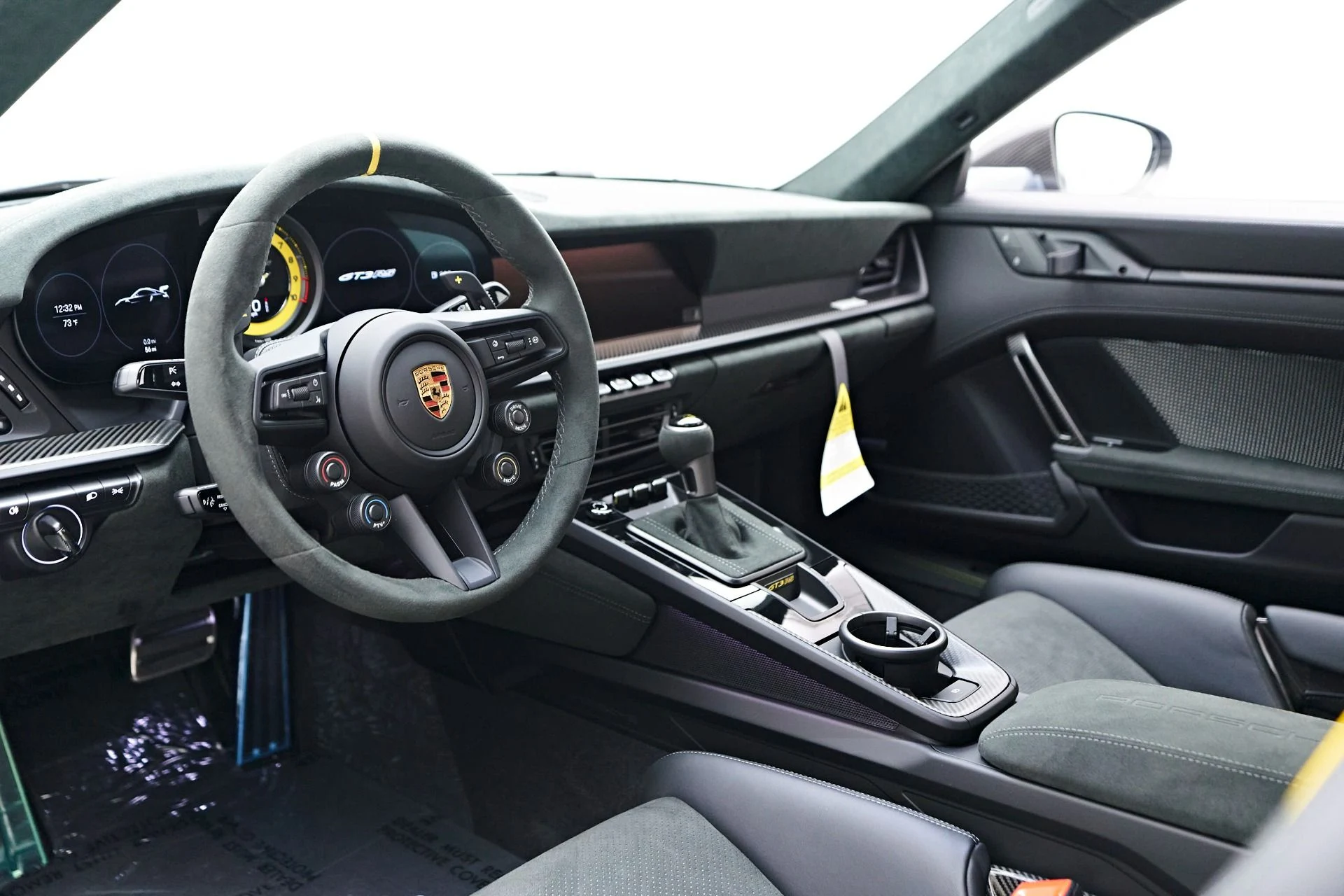mph001_2695633742_Used_2024_Porsche_911_GT_3_RS_1717031576_2afe875172