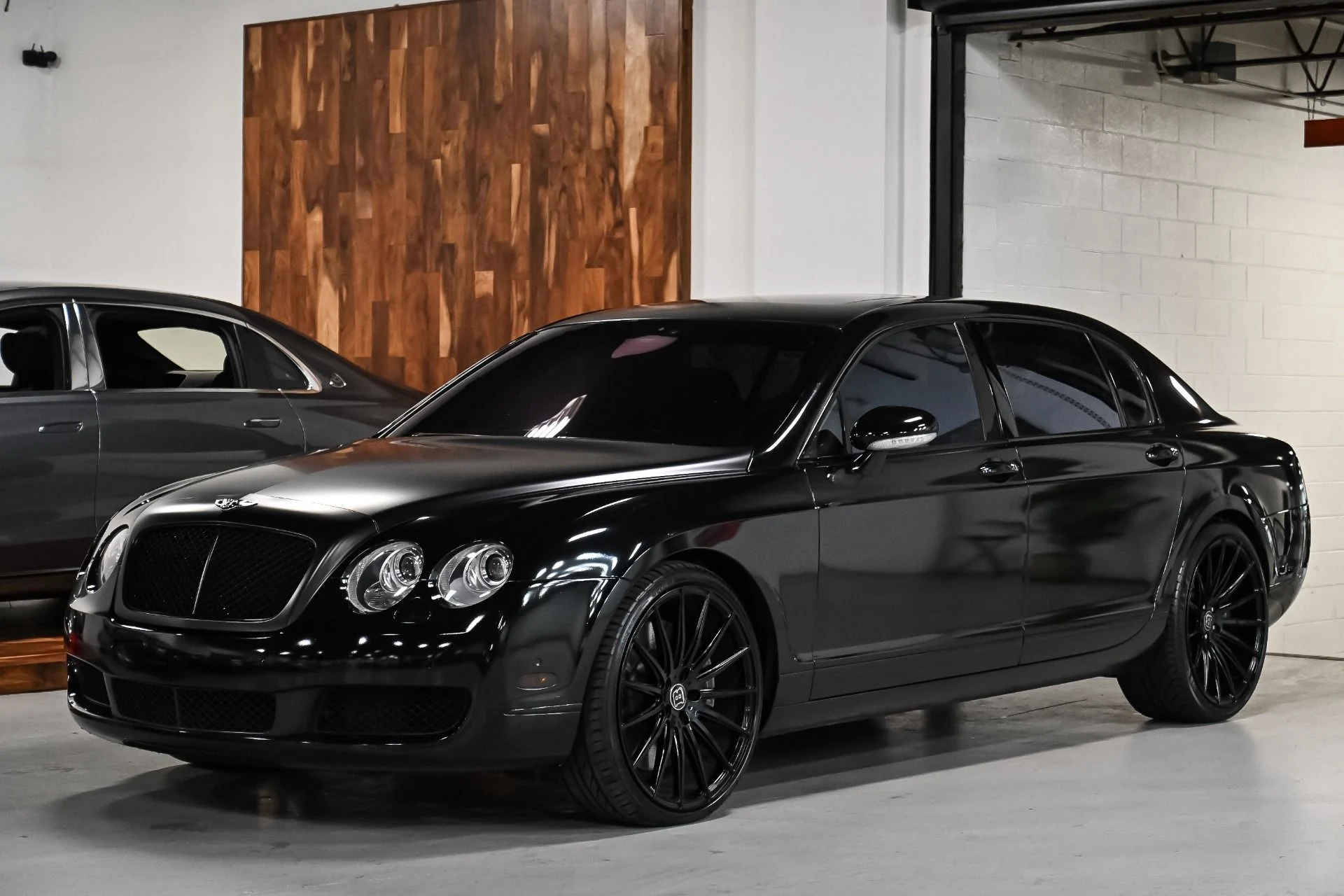 mph001_269690789_Used_2006_Bentley_Continental_Flying_Spur_Base_1750284352_9296aca103