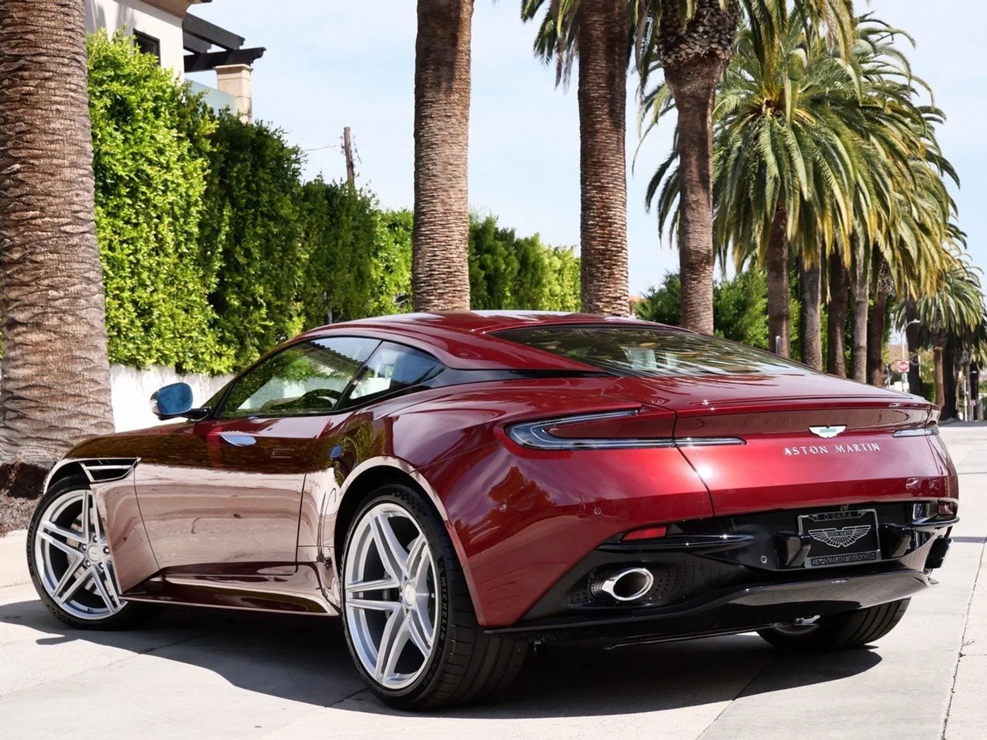 mph001_2711940157_c2f314d2096d50bc76366bdb40949267x_d3b8fad5c7