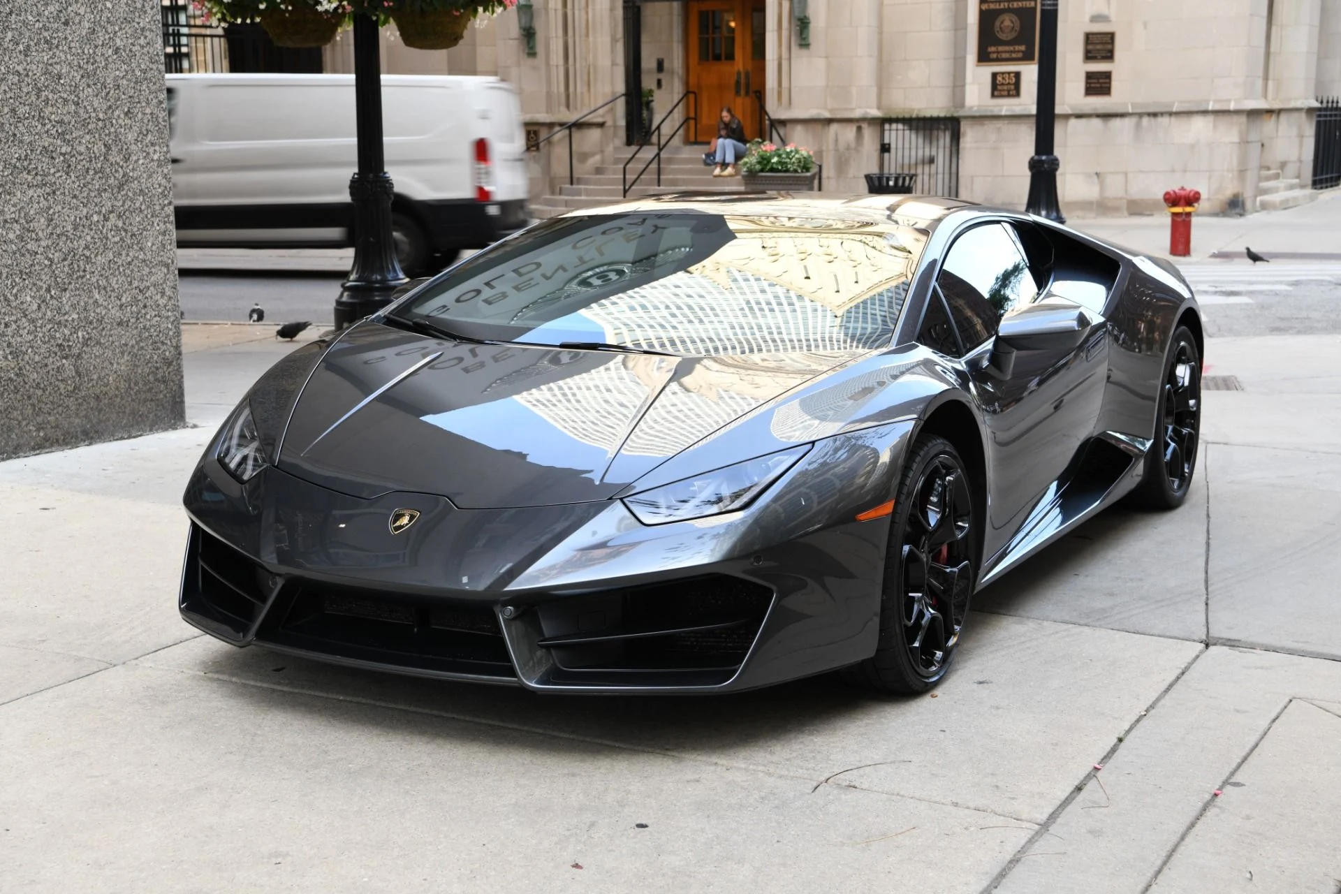 mph001_271495998_Used_2018_Lamborghini_Huracan_LP_580_2_1758056381_26cb2f0828