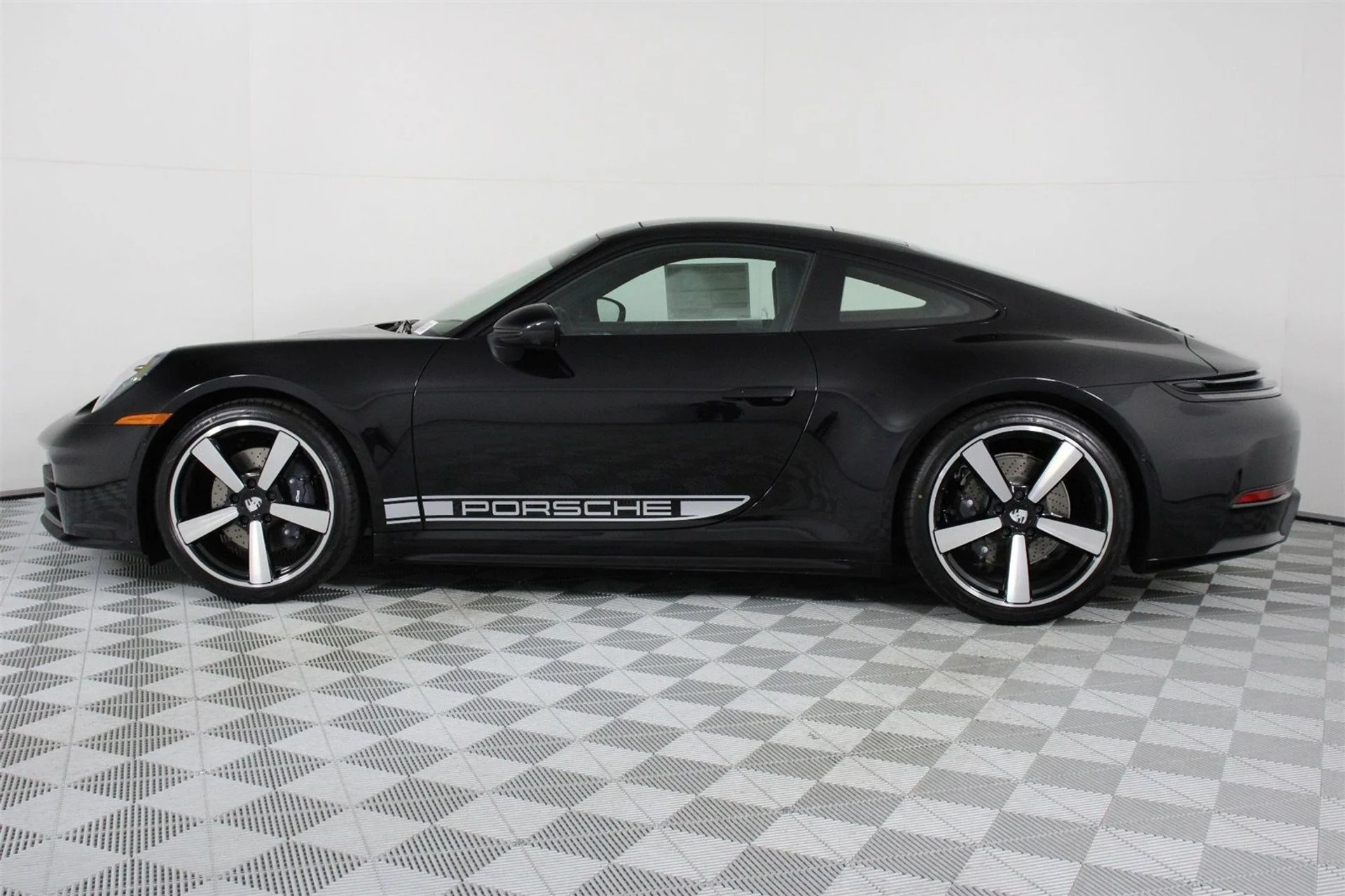 mph001_2717466389_95de771d26a02864c2279815037b1e39_6d5890d97e