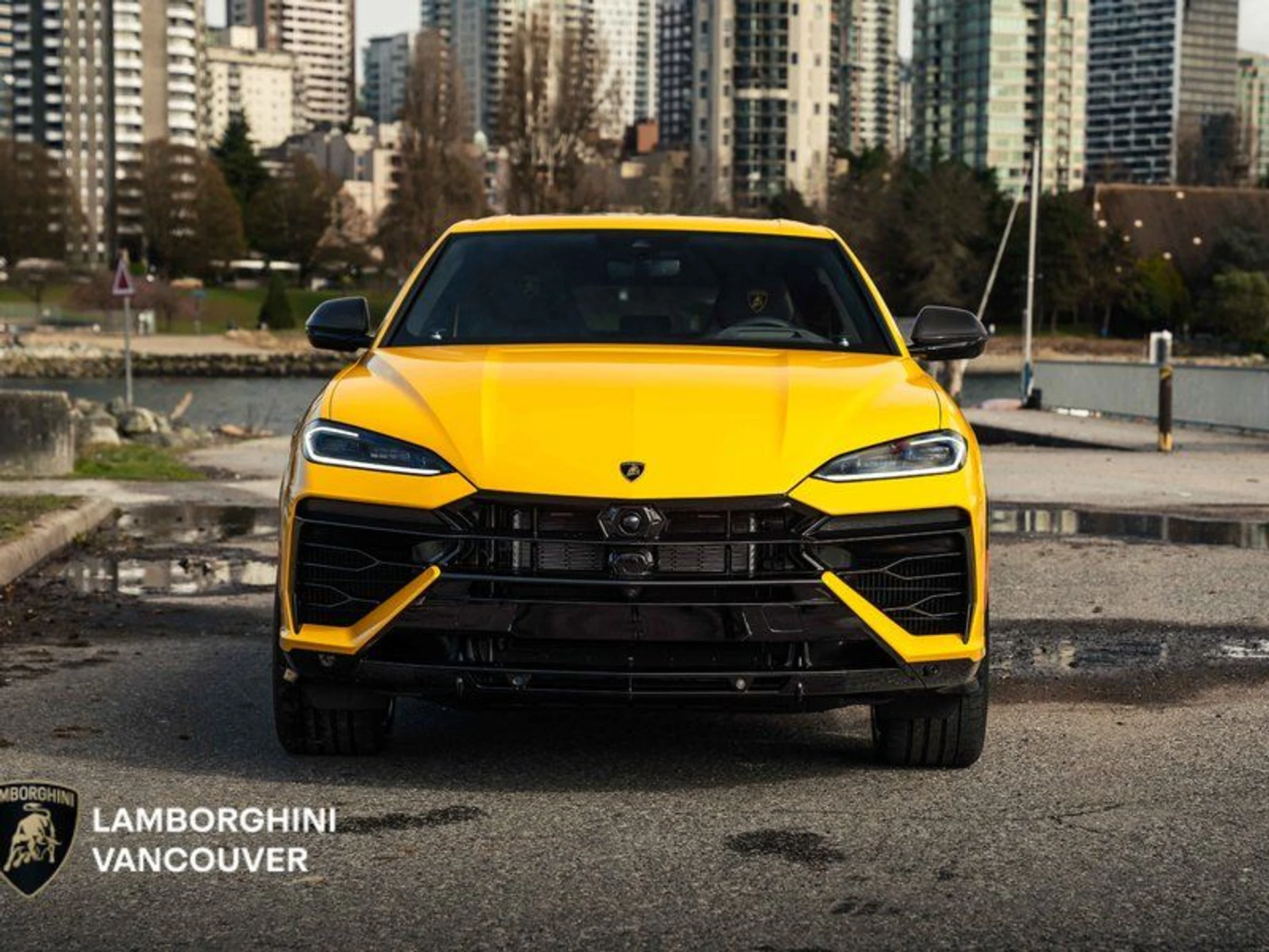 mph001_2740221096_38887415_02165_2026_lamborghini_urus_002_e449b9d2f5