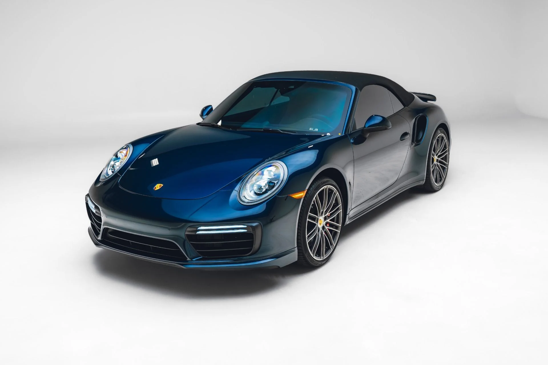 mph001_2750885621_Used_2019_Porsche_911_Turbo_1781652550_71647b75e6