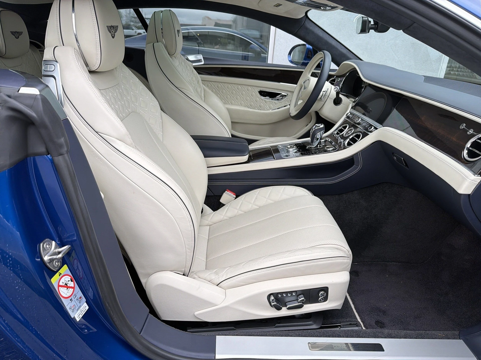 mph001_275818232_79fdd1bd014a5c3e7072152d4c016b48x_592267ab4f