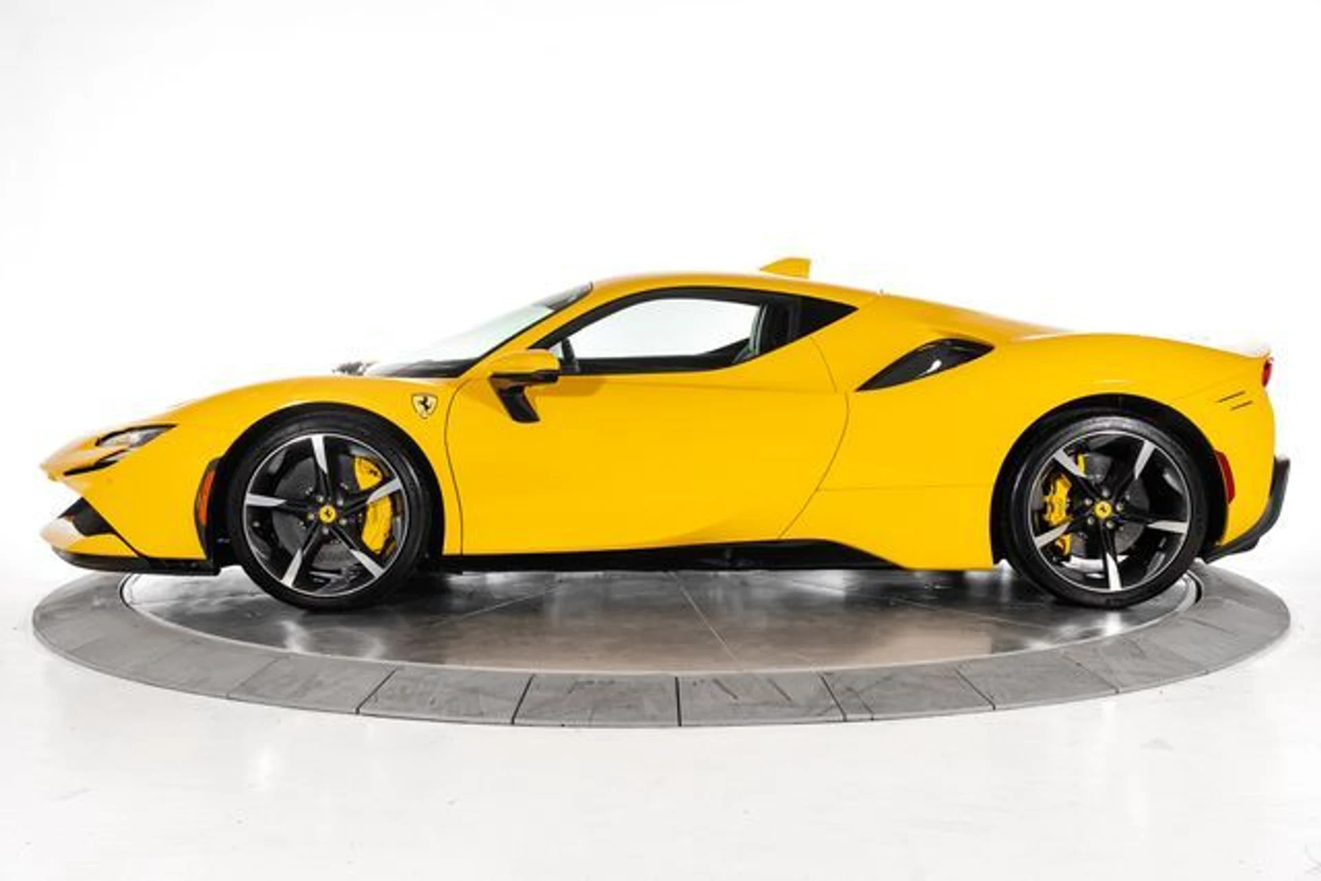 mph001_2765750023_e463cb98ab53b87e58fc5f5d3197a9ecx_10df4447cf