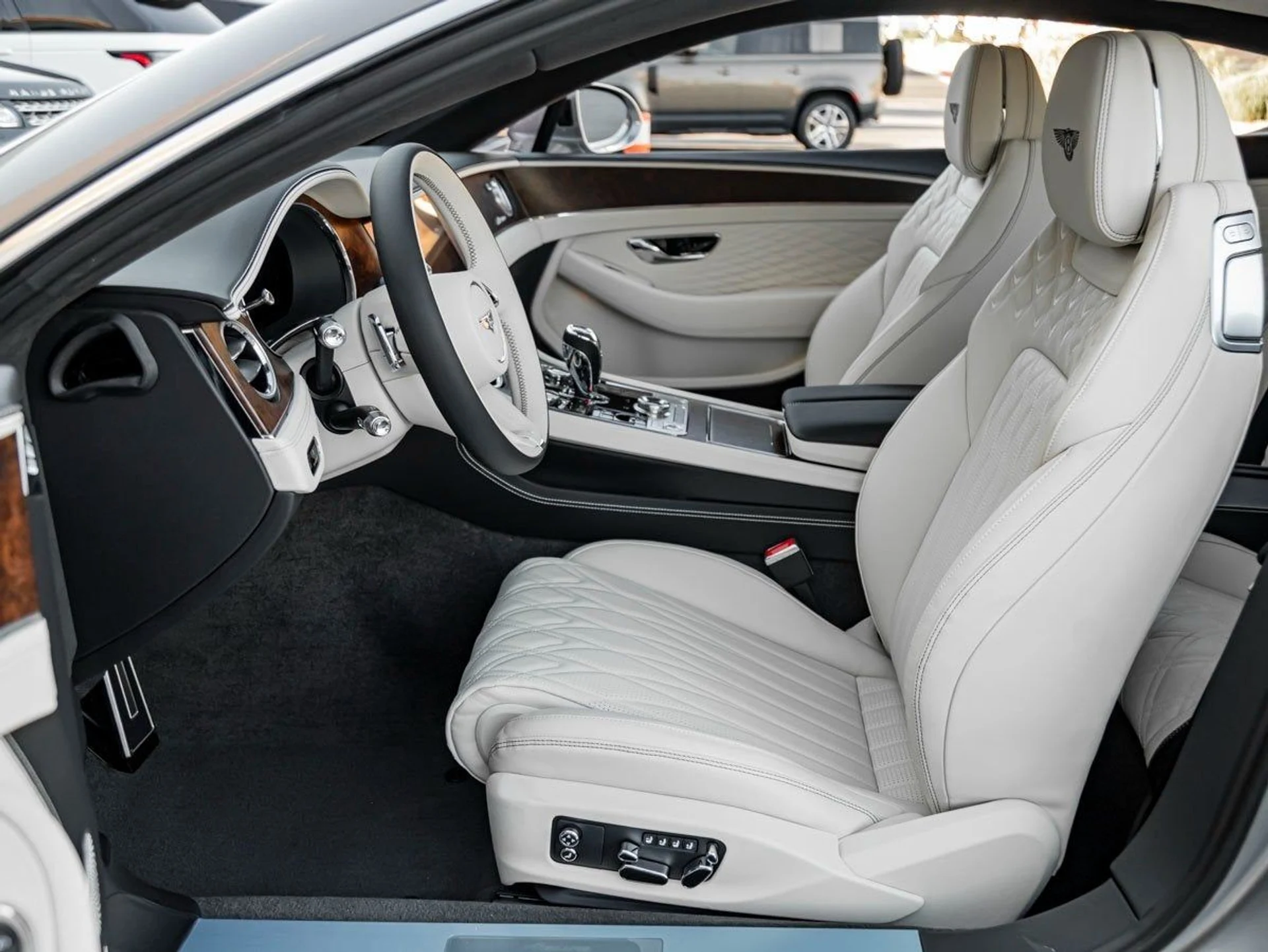 mph001_2767443134_2_e230e23be1