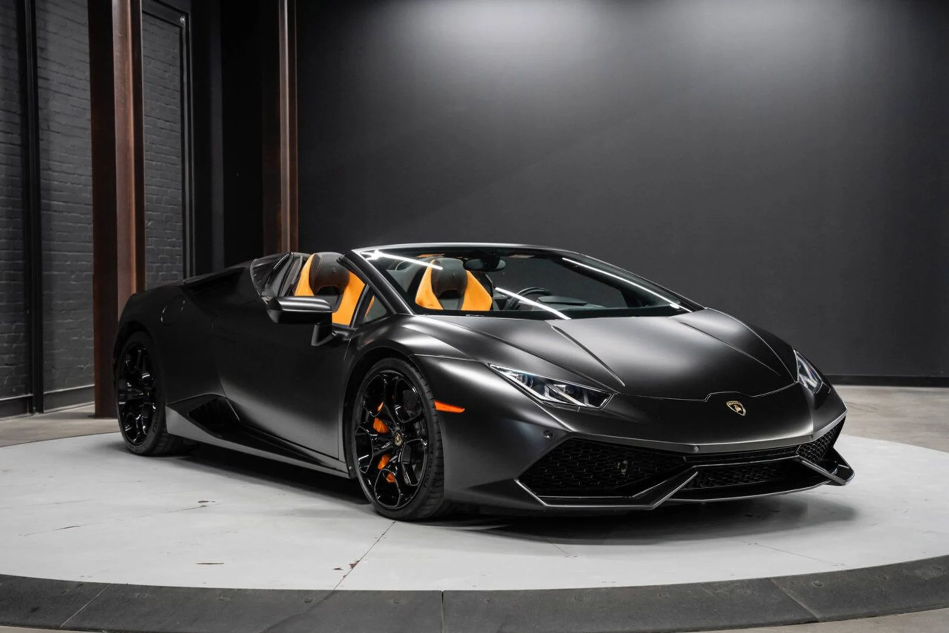 mph001_2779022869_lamborghini_huracan_2016_b0e2799b4f