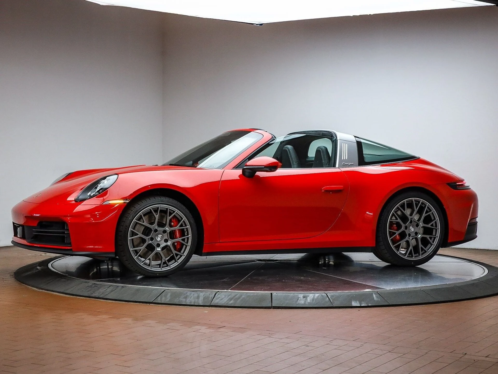 mph001_2790056945_f349448e45fc29bf328f66724b6de6c3x_bec54aa105