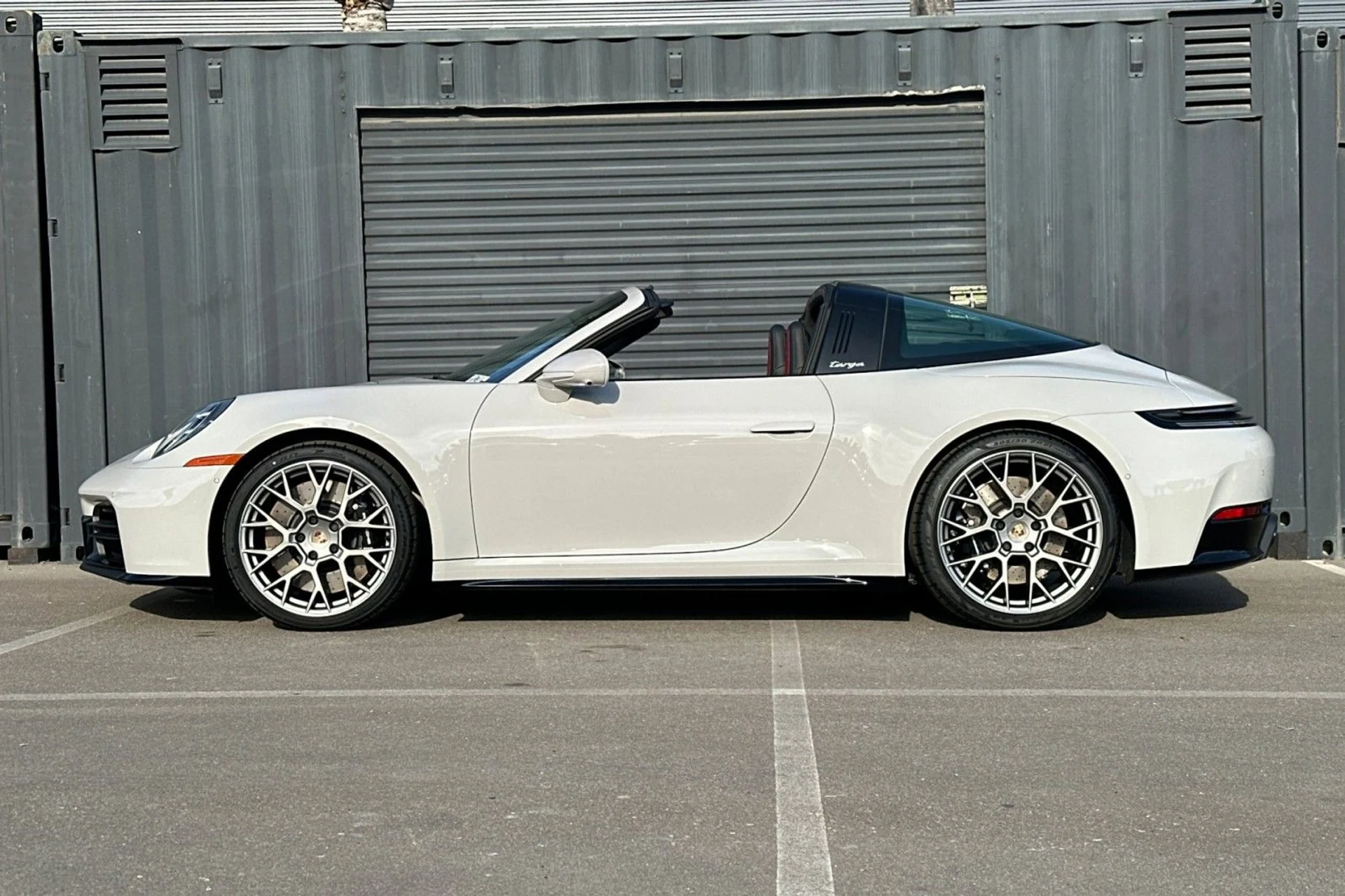 mph001_2796722292_700ea878096f14c576d64012ba7a5739_3e1ad42105