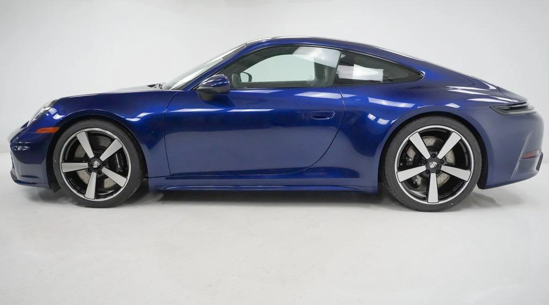 mph001_2797873655_r0h1_G4_Wh_Jqti_UX_Lq_YZ_Pdw_B7_Iup_Y_ed68feadcd