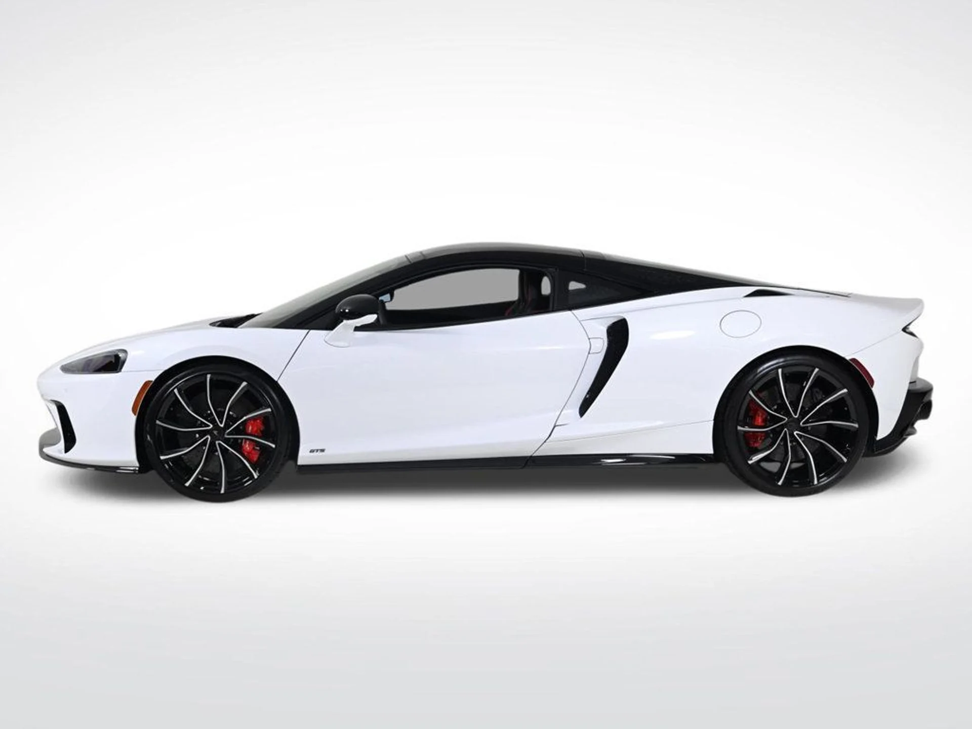 mph001_2802233745_new_2026_mclaren_gts_techluxcoupe_11350_22972747_2_1024_d2a7dc9f9c