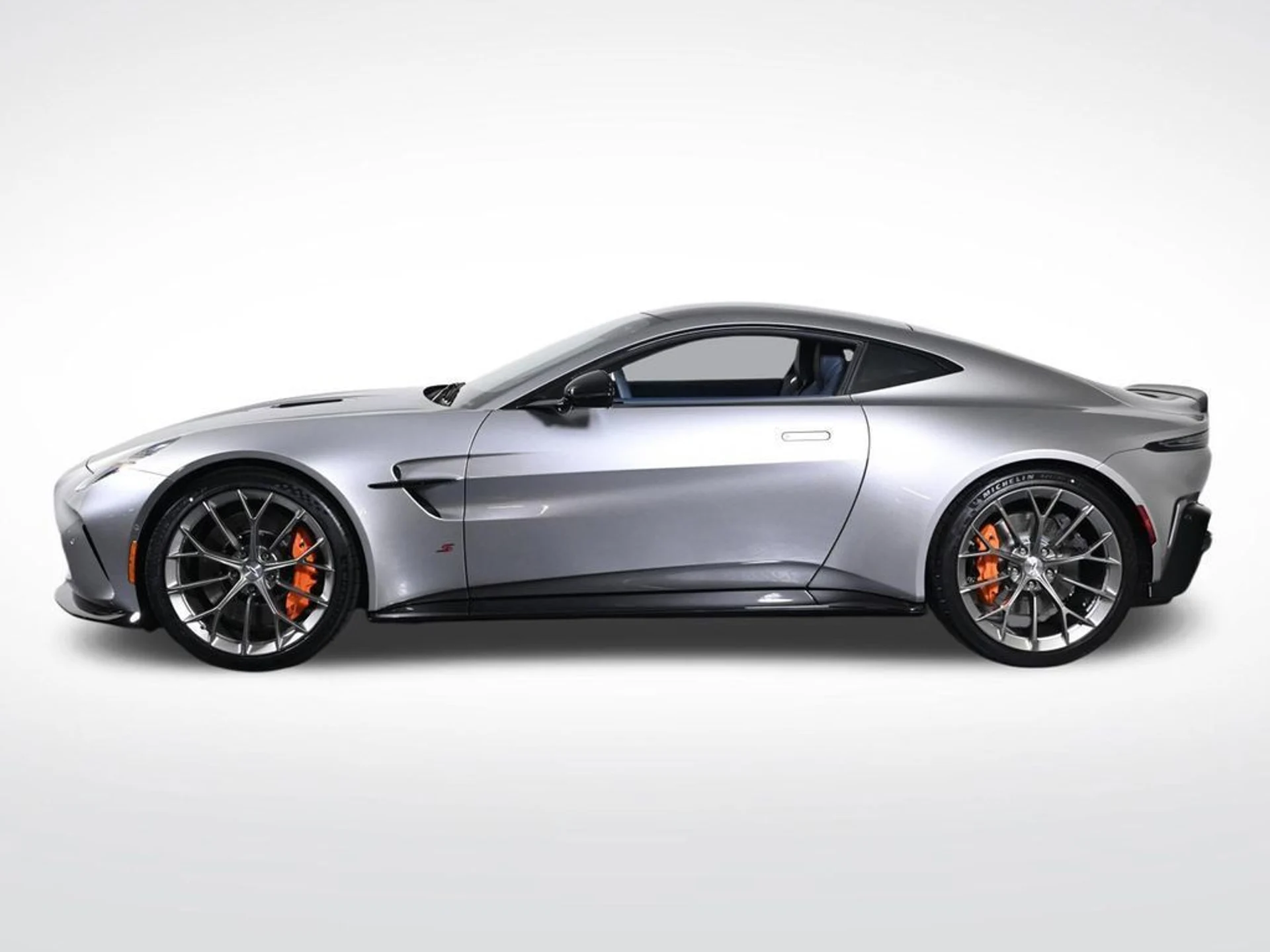 mph001_2805335145_new_2026_aston_martin_vantage_scoupe_11350_23021664_2_1024_9489105c1f