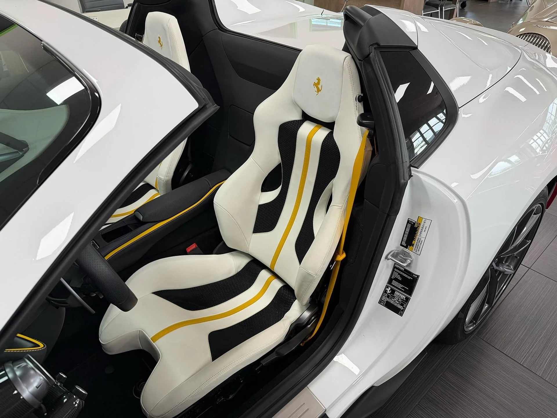 mph001_2812723432_Used_2021_Ferrari_812_GTS_1762459908_f3a3cc8954