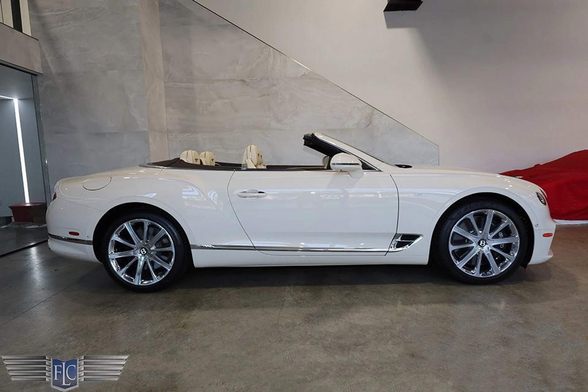 mph001_2817768044_used_2022_bentley_continental_gtcv8convertible_9689_23023913_2_1024_ba61777473