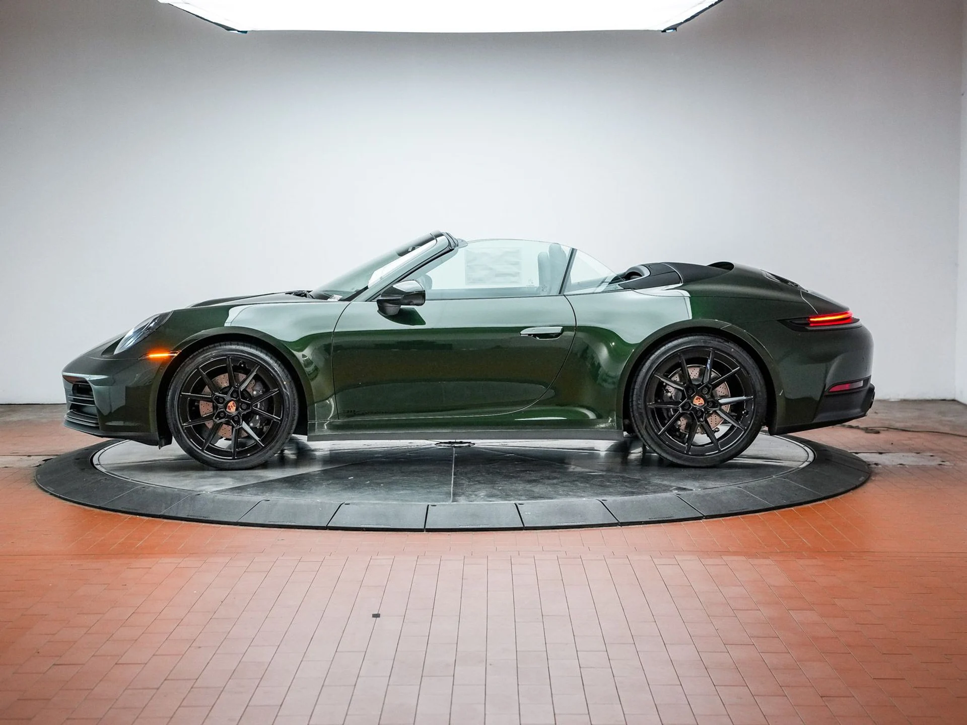 mph001_2819035223_69f3f52e27b9d5fae9dca55f0213fb9ex_59b584cfca