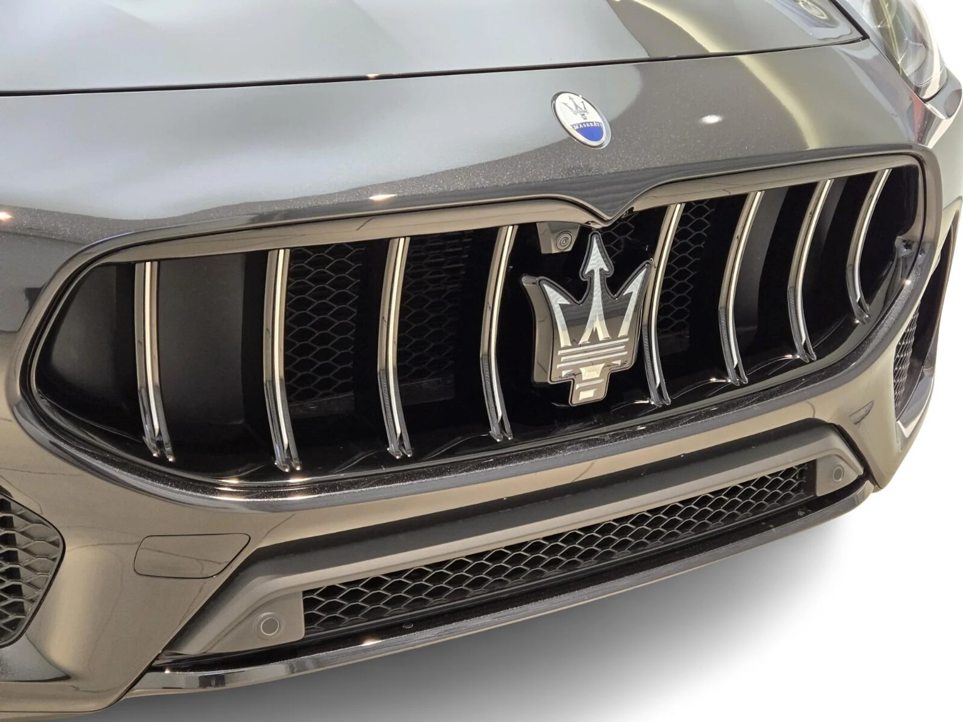 mph001_2829353090_New_2024_Maserati_Grecale_GT_1753160897_4c6d27c90f