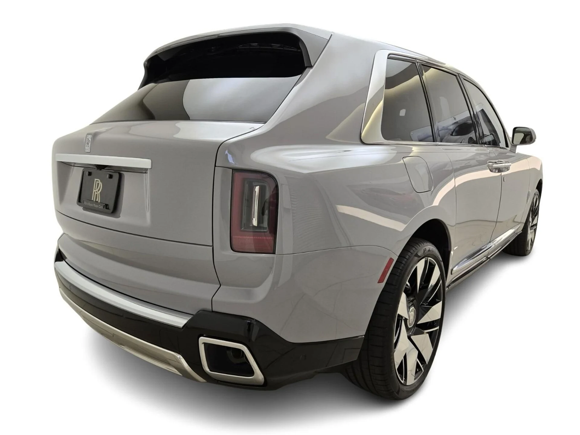mph001_2835283213_New_2026_Rolls_Royce_Cullinan_1760421131_dc7519e8f0