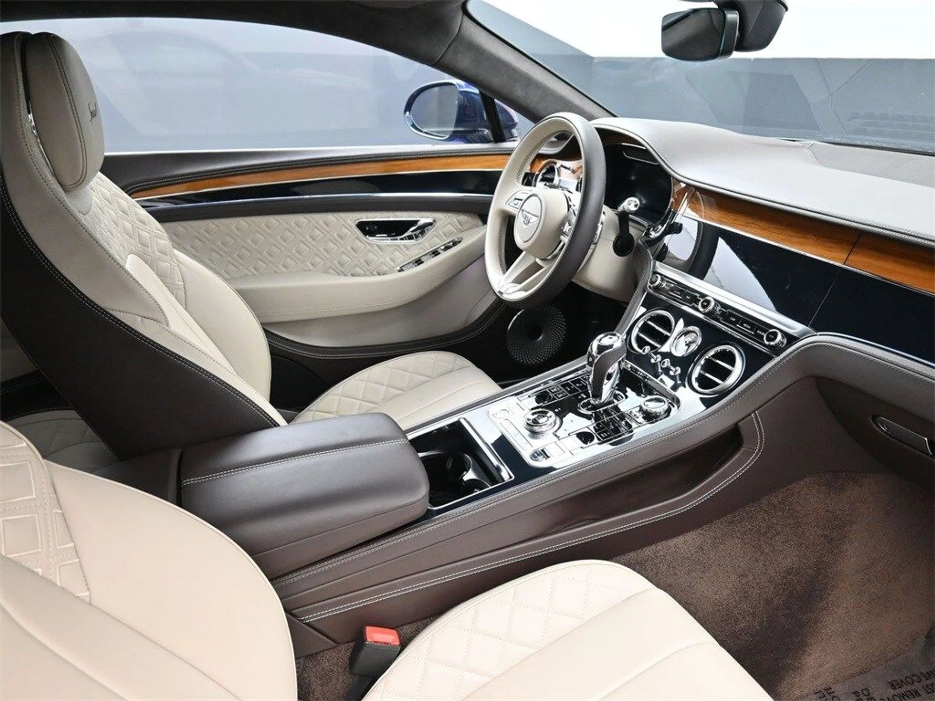 mph001_2846942205_db25b65f45e1eab713a14236b32d7f26x_8e61582f4e