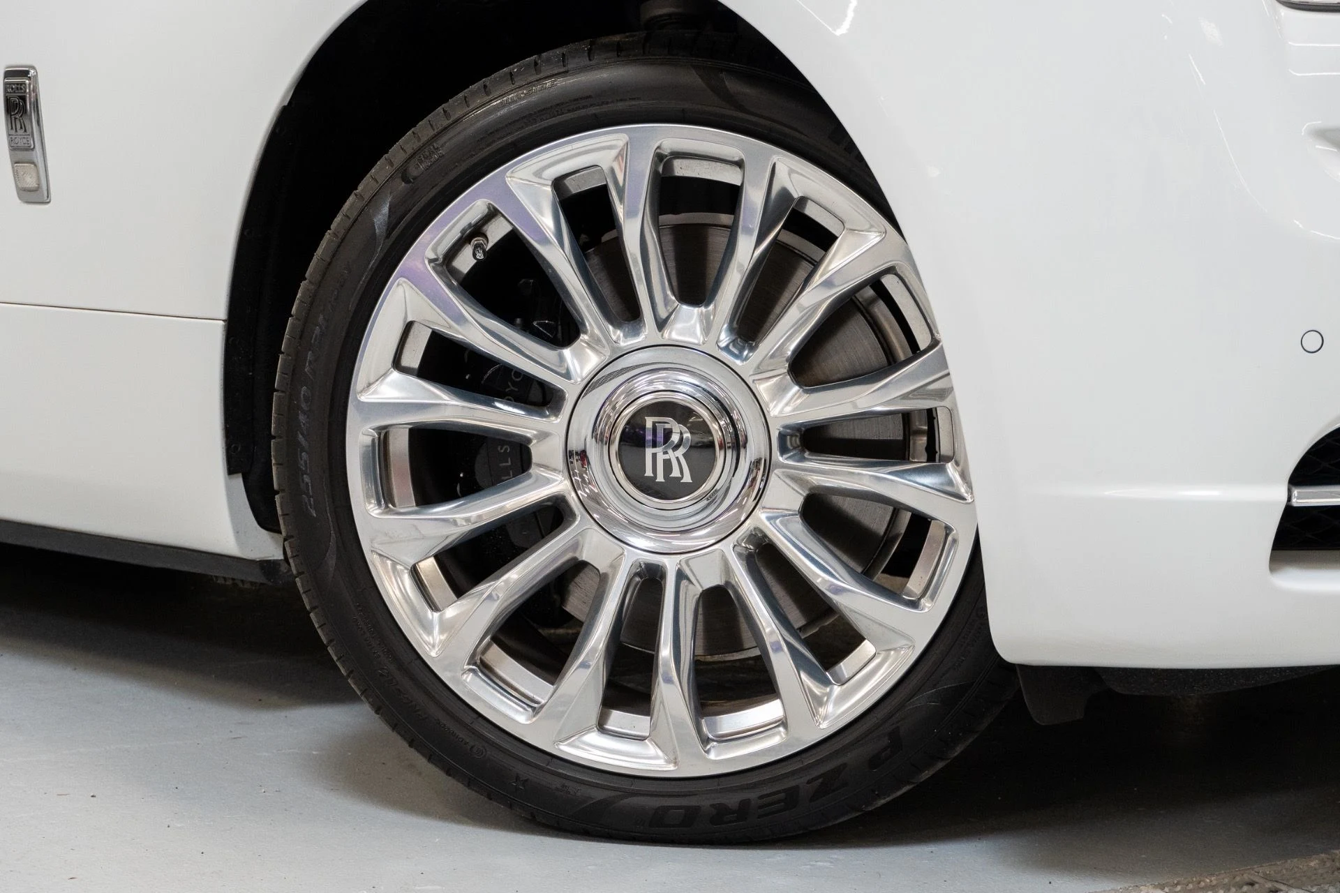 mph001_2847608534_Used_2020_Rolls_Royce_Black_Badge_Dawn_1774033974_a37d098c80