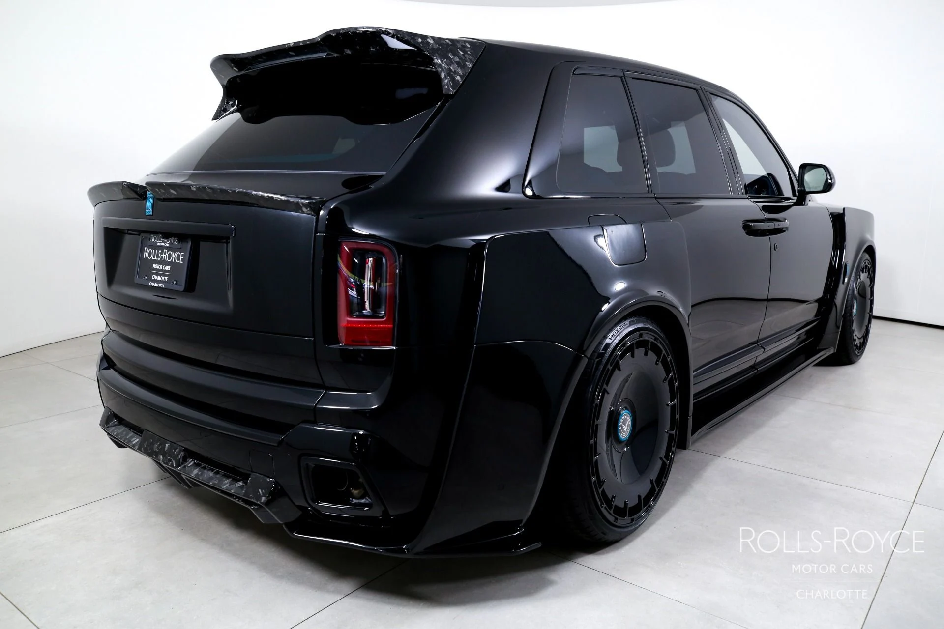 mph001_2847968305_Used_2027_Rolls_Royce_Cullinan_1787244372_6b01433b57