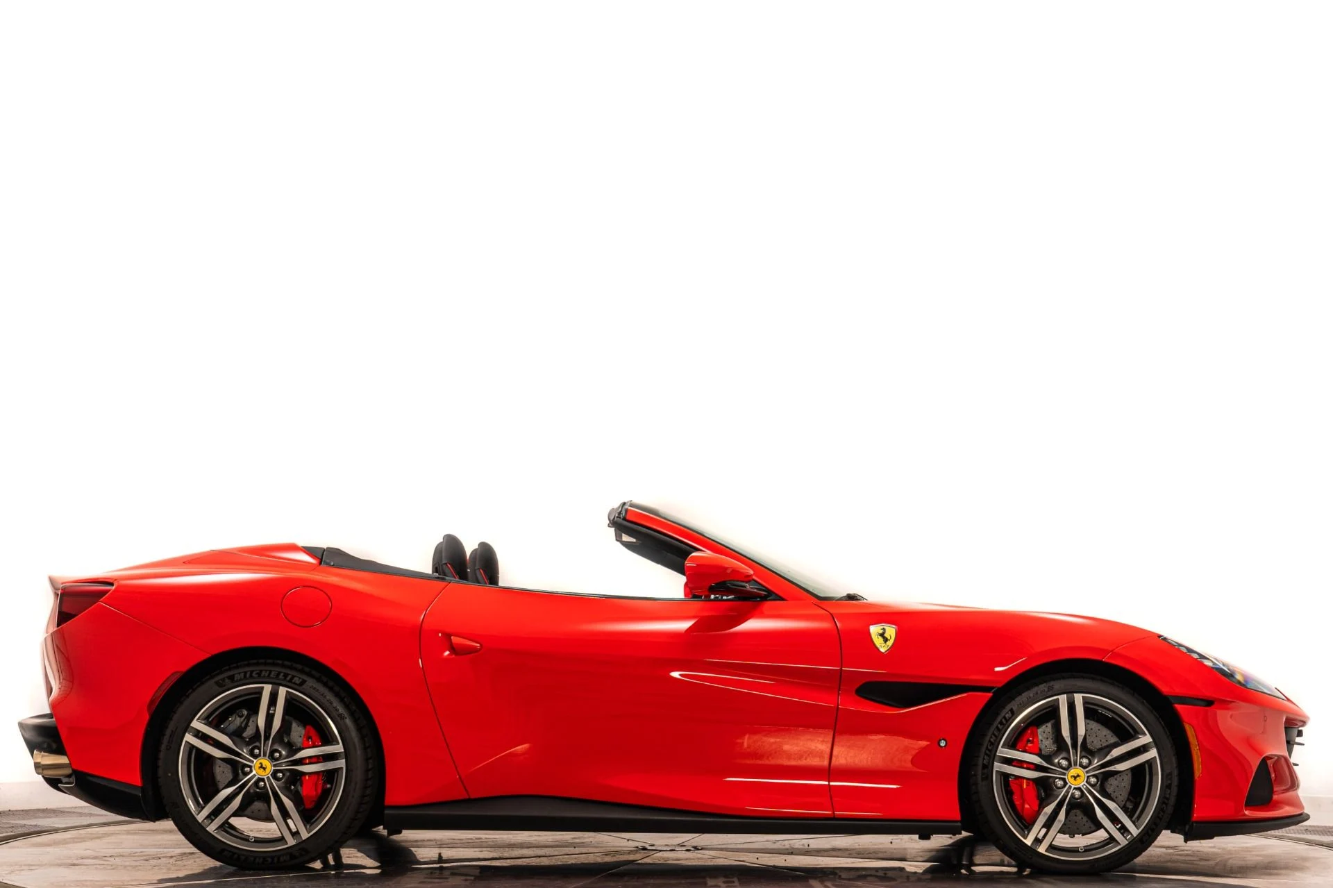 mph001_2848544653_Used_2023_Ferrari_Portofino_M_1759171852_f2a27e200e