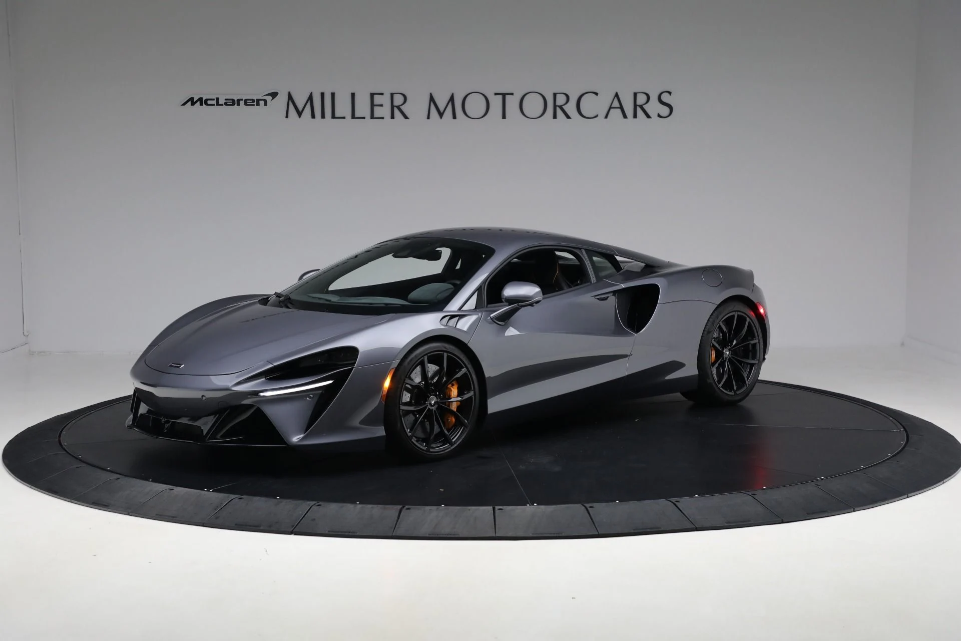 mph001_2854901458_Used_2024_Mc_Laren_Artura_Performance_dc0ba380a7