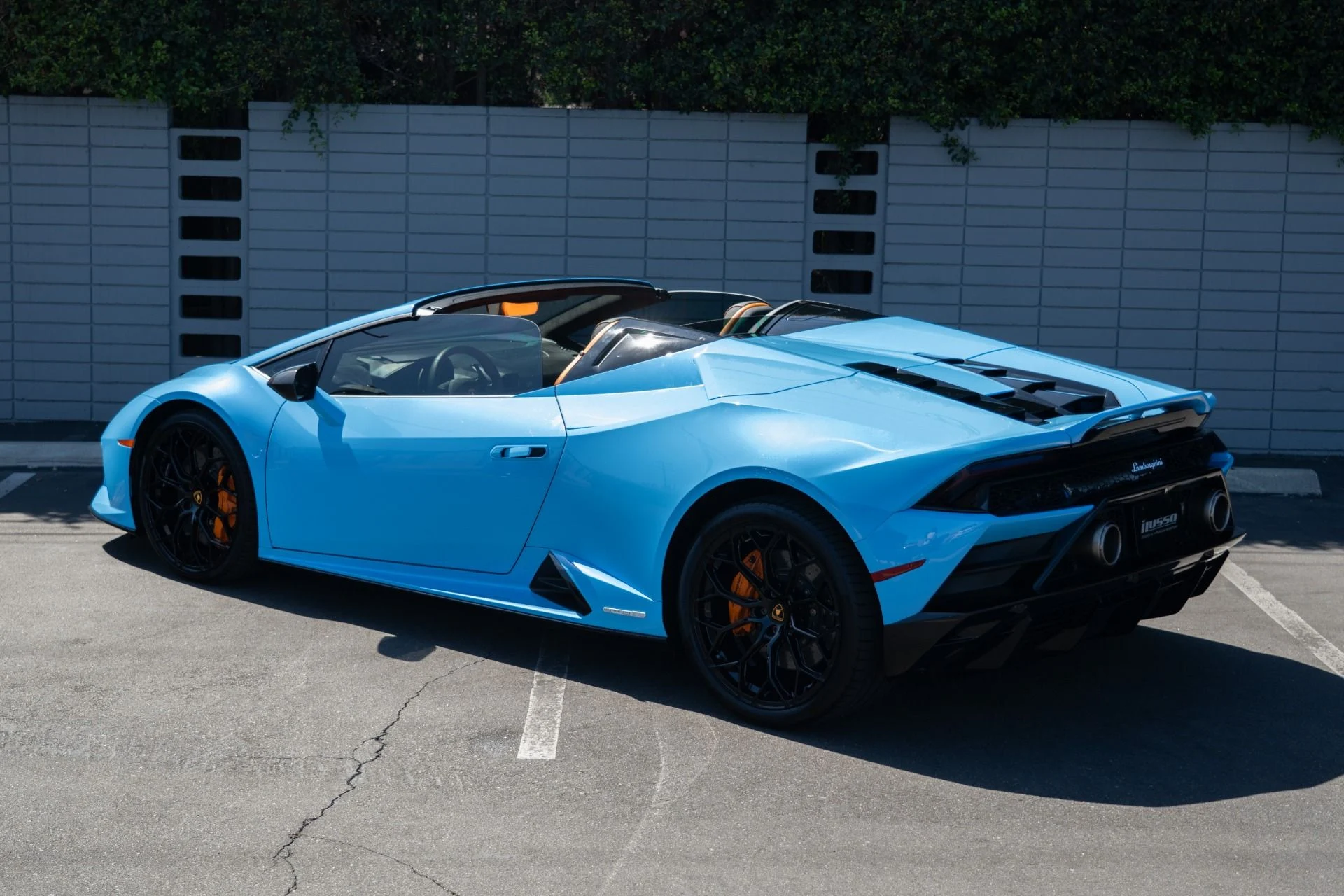 mph001_2857043661_Used_2024_Lamborghini_Huracan_EVO_Spyder_1757526991_4283922145